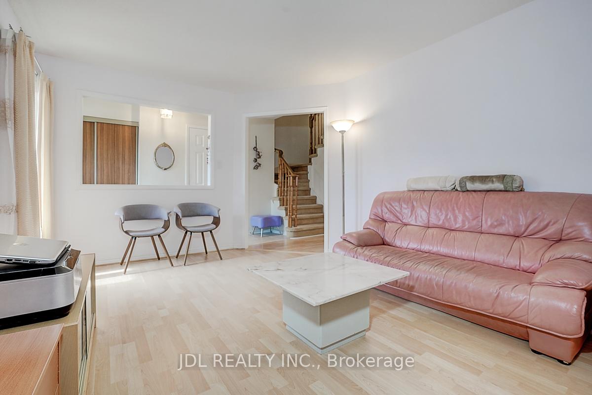 Photo 6 of 22 Birrell Avenue, Scarborough, Rouge — HOMEH