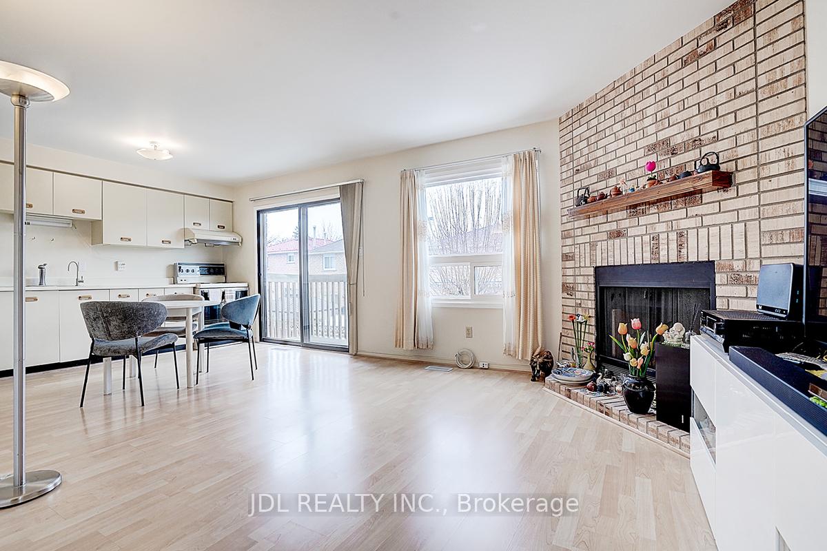 Photo 10 of 22 Birrell Avenue, Scarborough, Rouge — HOMEH