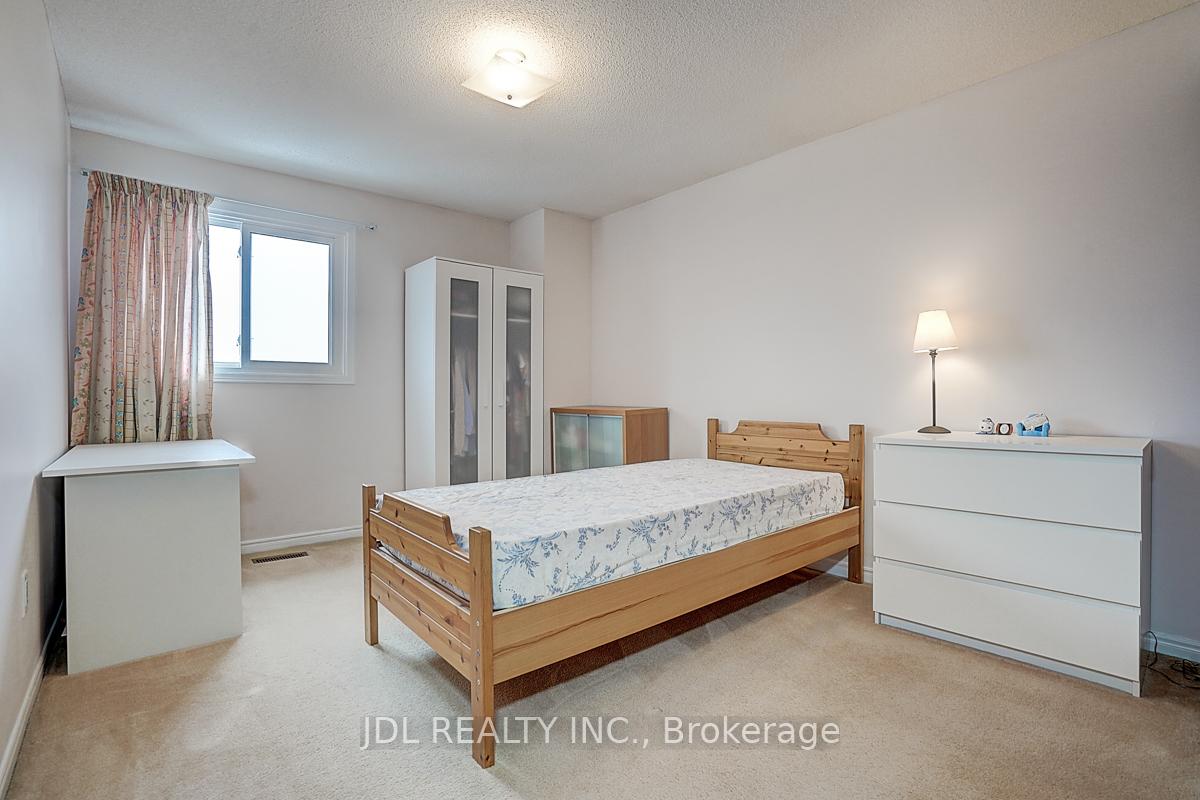 Photo 13 of 22 Birrell Avenue, Scarborough, Rouge — HOMEH