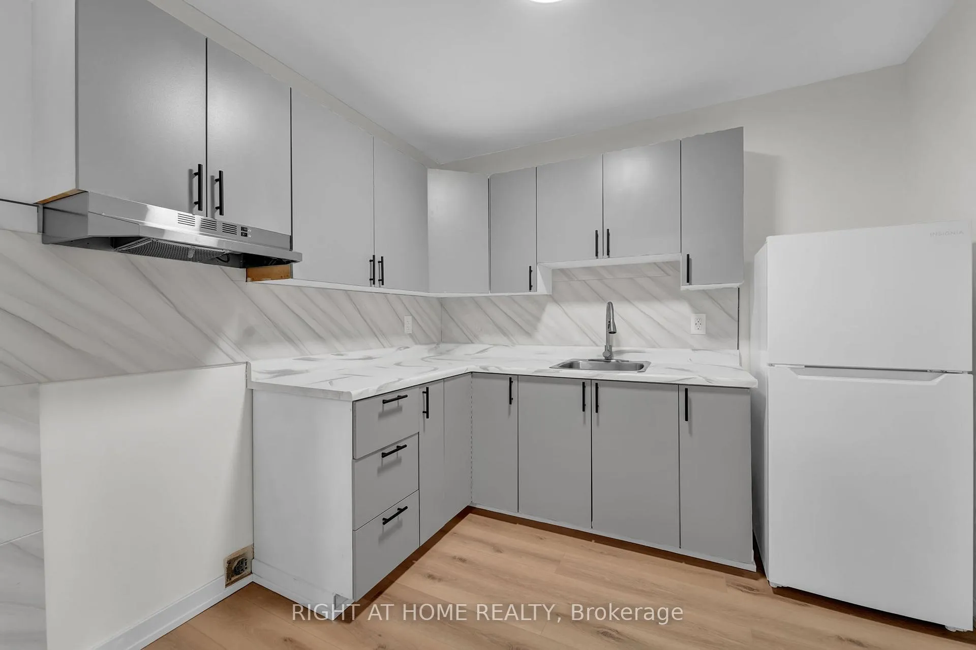 Photo 37 of Unit 17, 6 John Street S, Arnprior — HOMEH