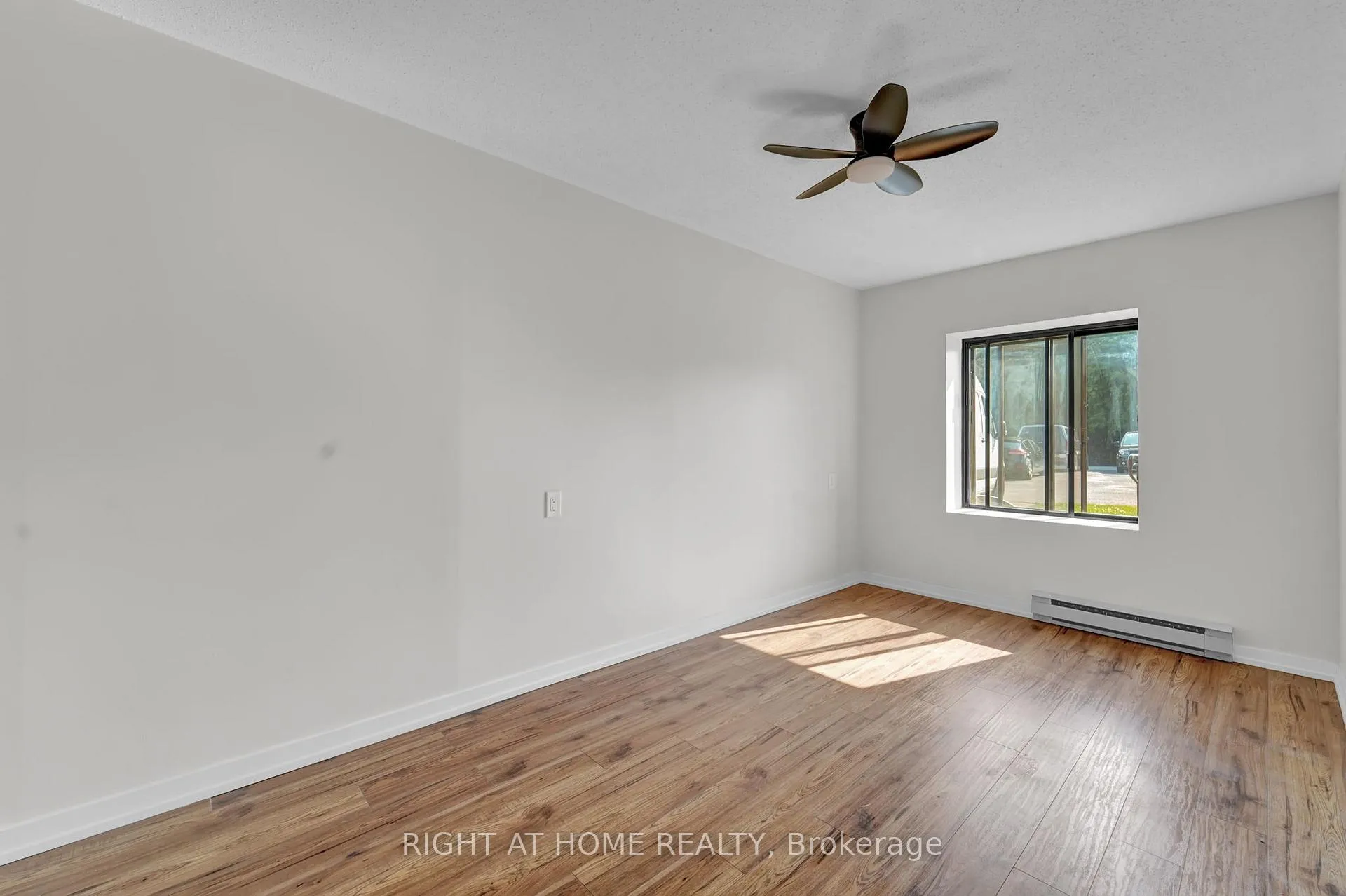Photo 41 of Unit 17, 6 John Street S, Arnprior — HOMEH