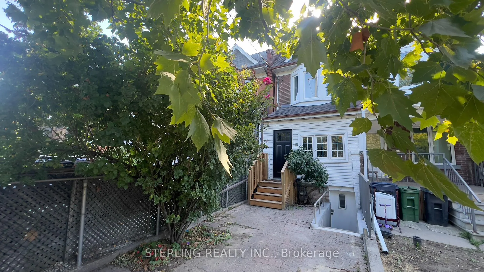 Front of 13 Auburn Avenue