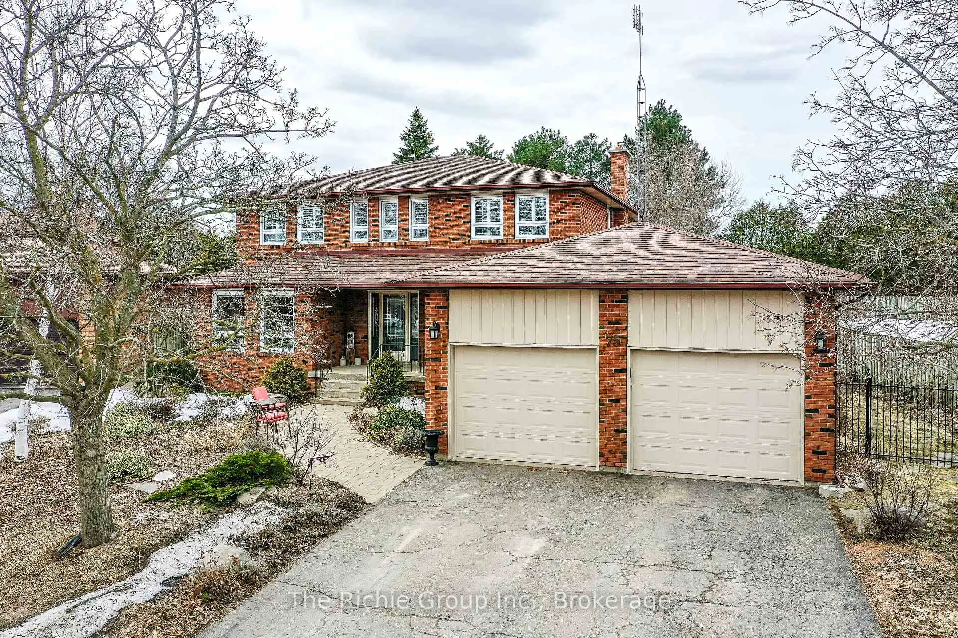 Photo 34 of 75 Marilyn Street, Caledon, Caledon East — HOMEH