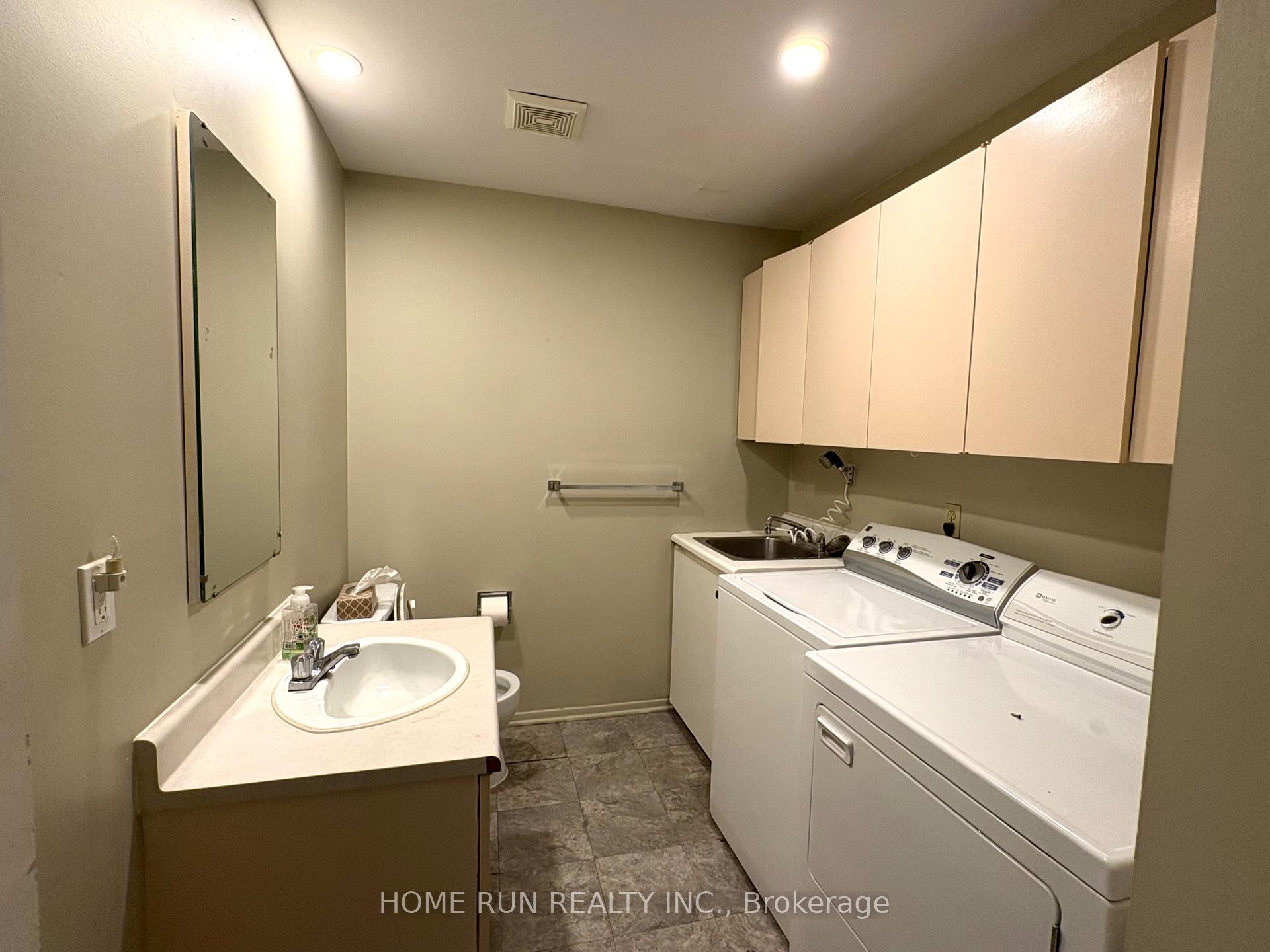 Photo 8 of 646 Ingram Crescent, Ottawa, Beacon Hill North — HOMEH