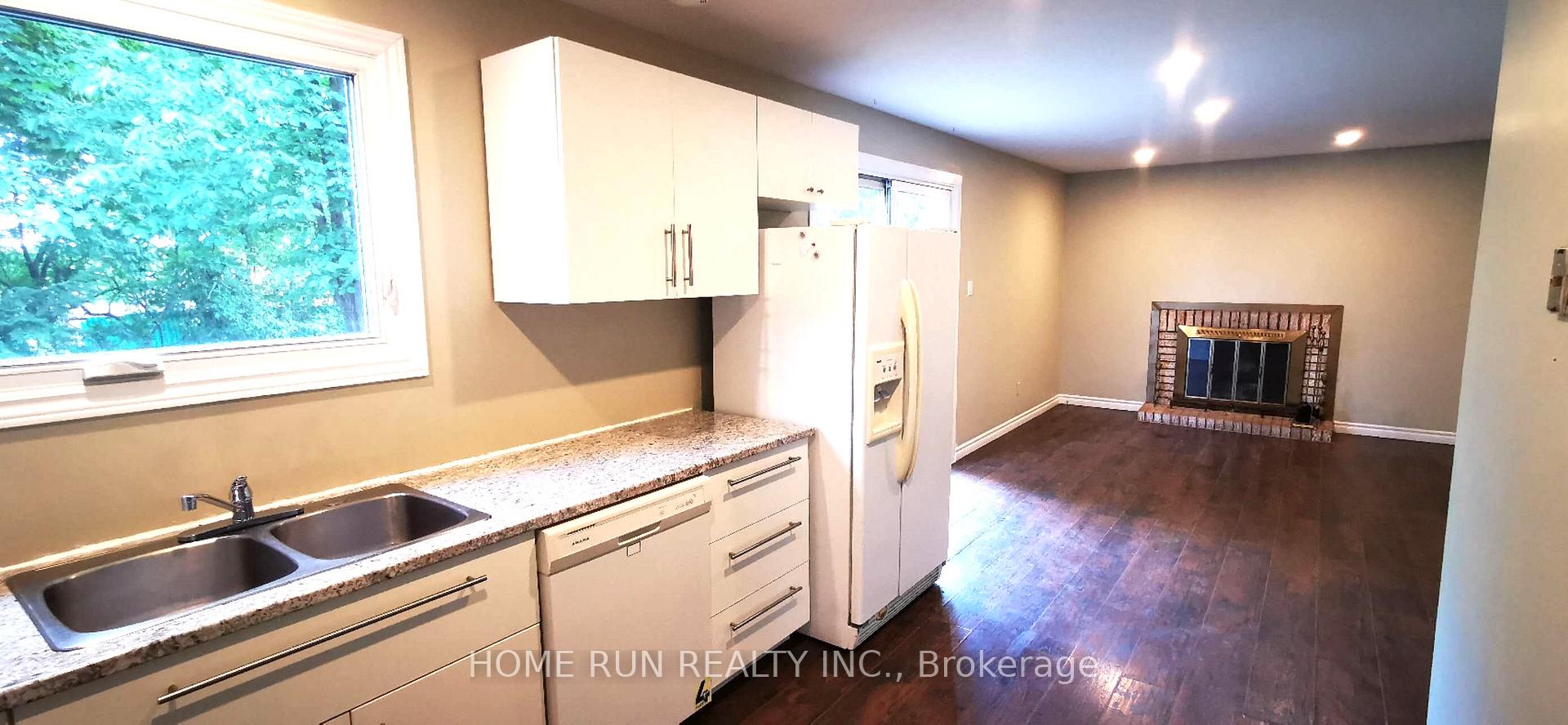 Photo 17 of 646 Ingram Crescent, Ottawa, Beacon Hill North — HOMEH