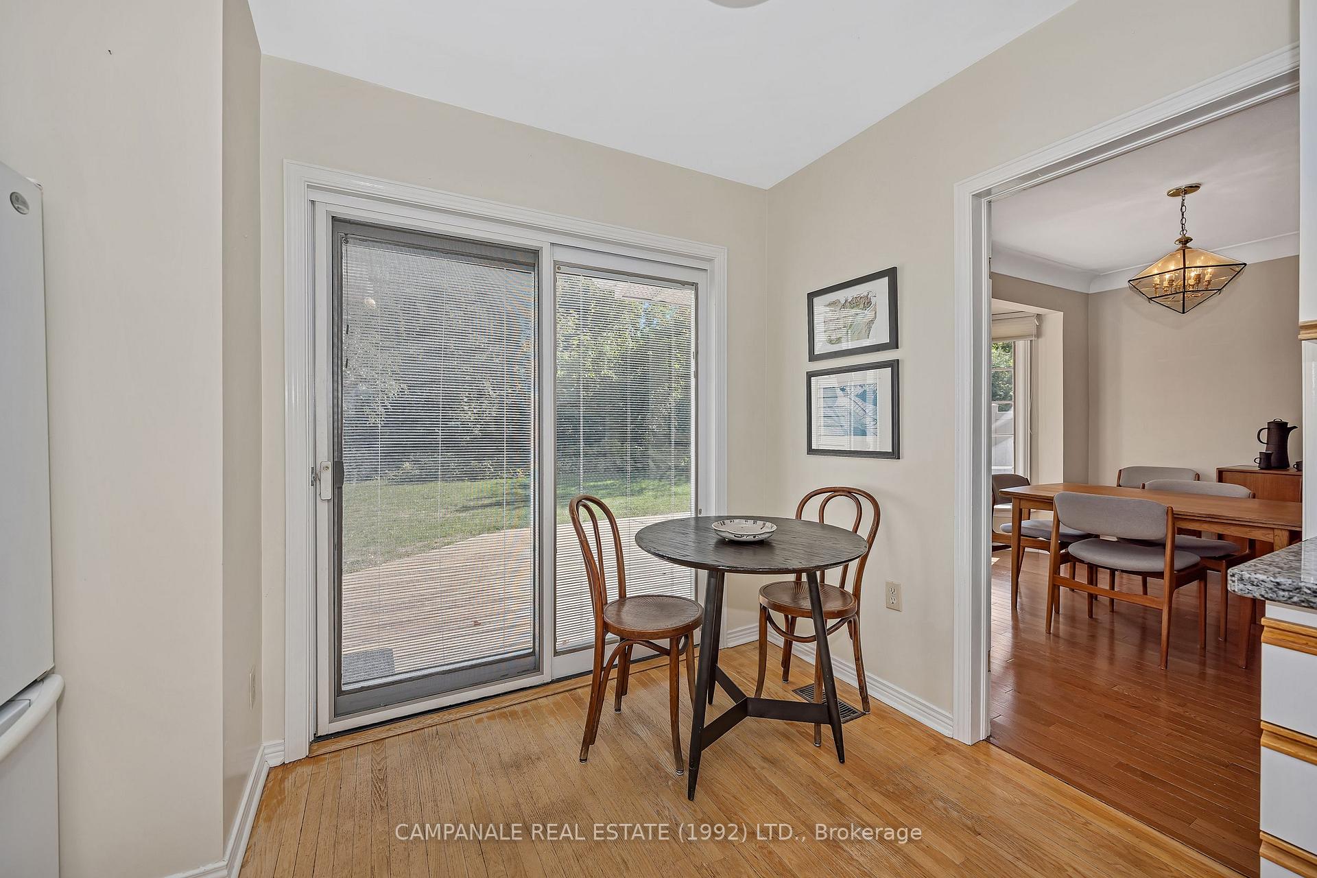 Photo 11 of 412 Thessaly Circle, Ottawa, Alta Vista/Faircrest Heights — HOMEH