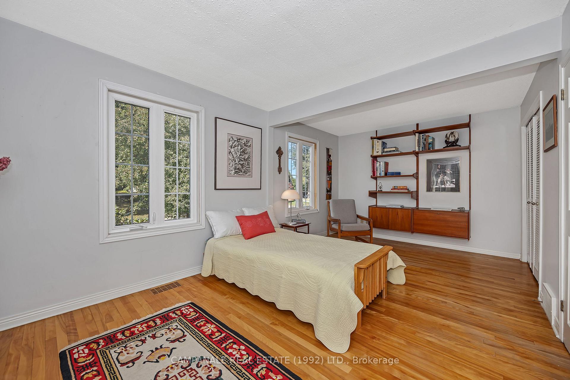 Photo 9 of 412 Thessaly Circle, Ottawa, Alta Vista/Faircrest Heights — HOMEH