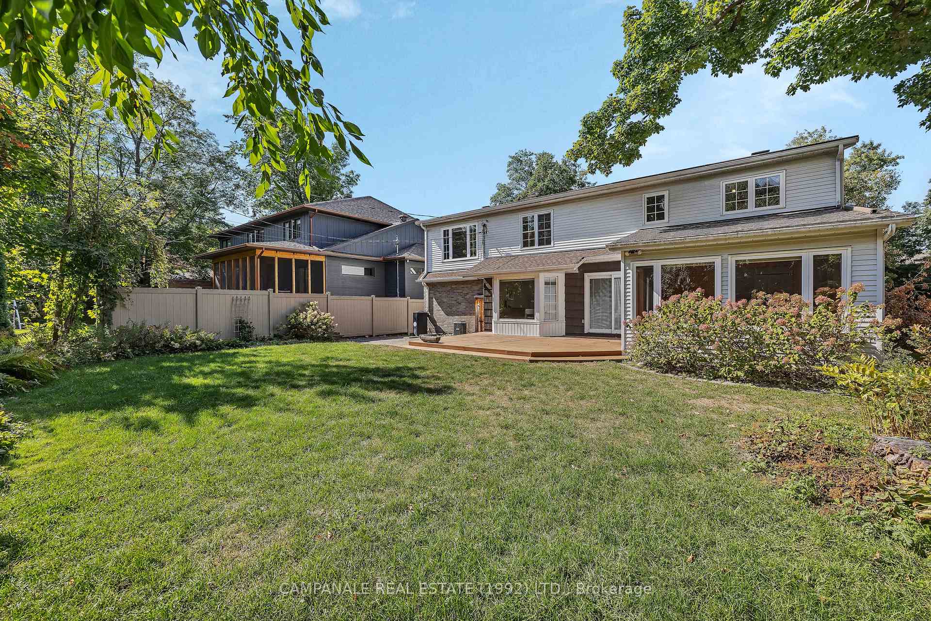Photo 27 of 412 Thessaly Circle, Ottawa, Alta Vista/Faircrest Heights — HOMEH
