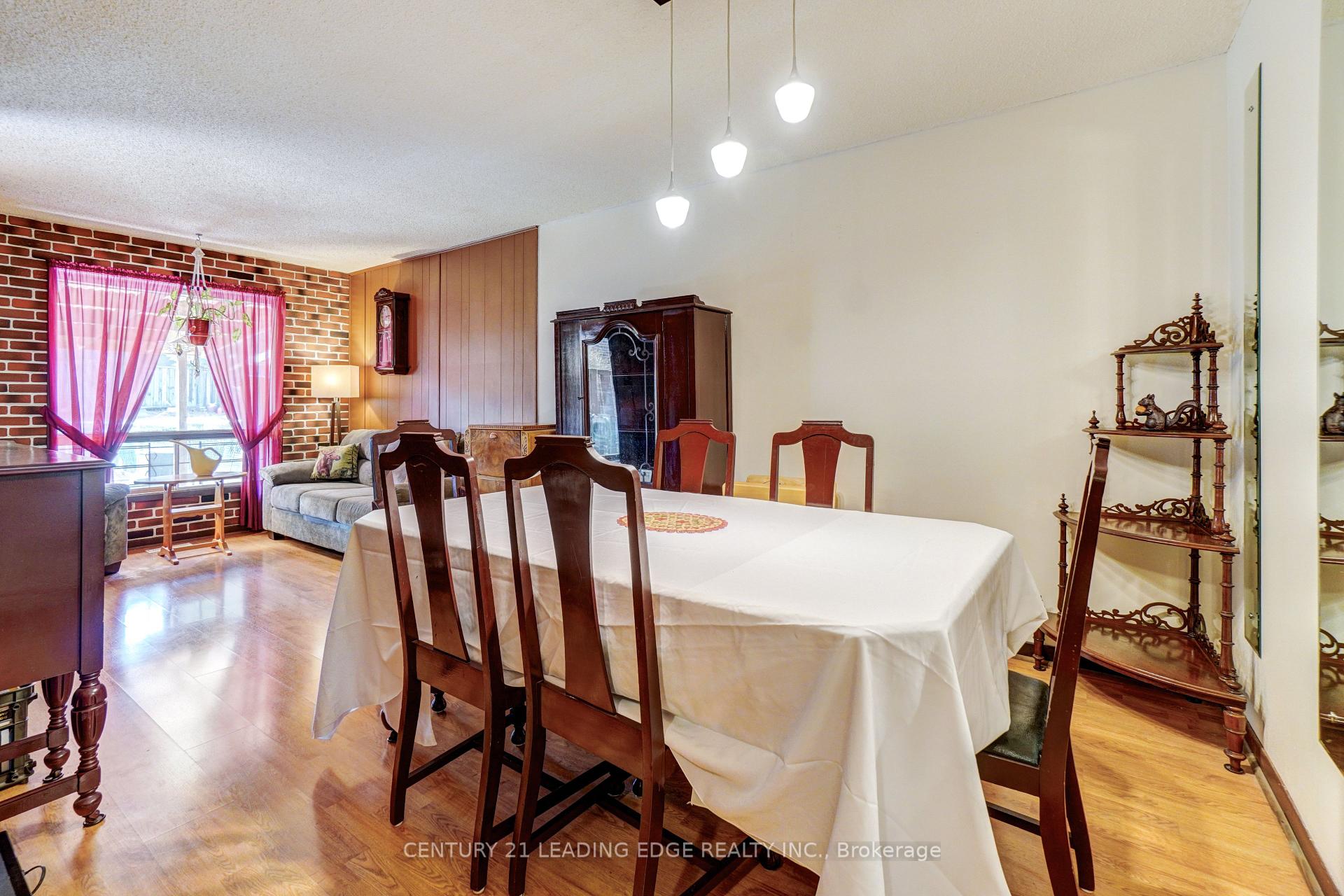 Photo 9 of 84 Robbinstone Drive, Scarborough, Malvern — HOMEH
