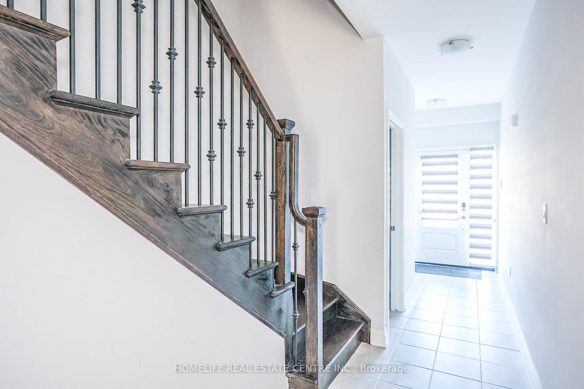 Photo 5 of 30 Bur Oak Drive, Thorold, Confederation Heights — HOMEH