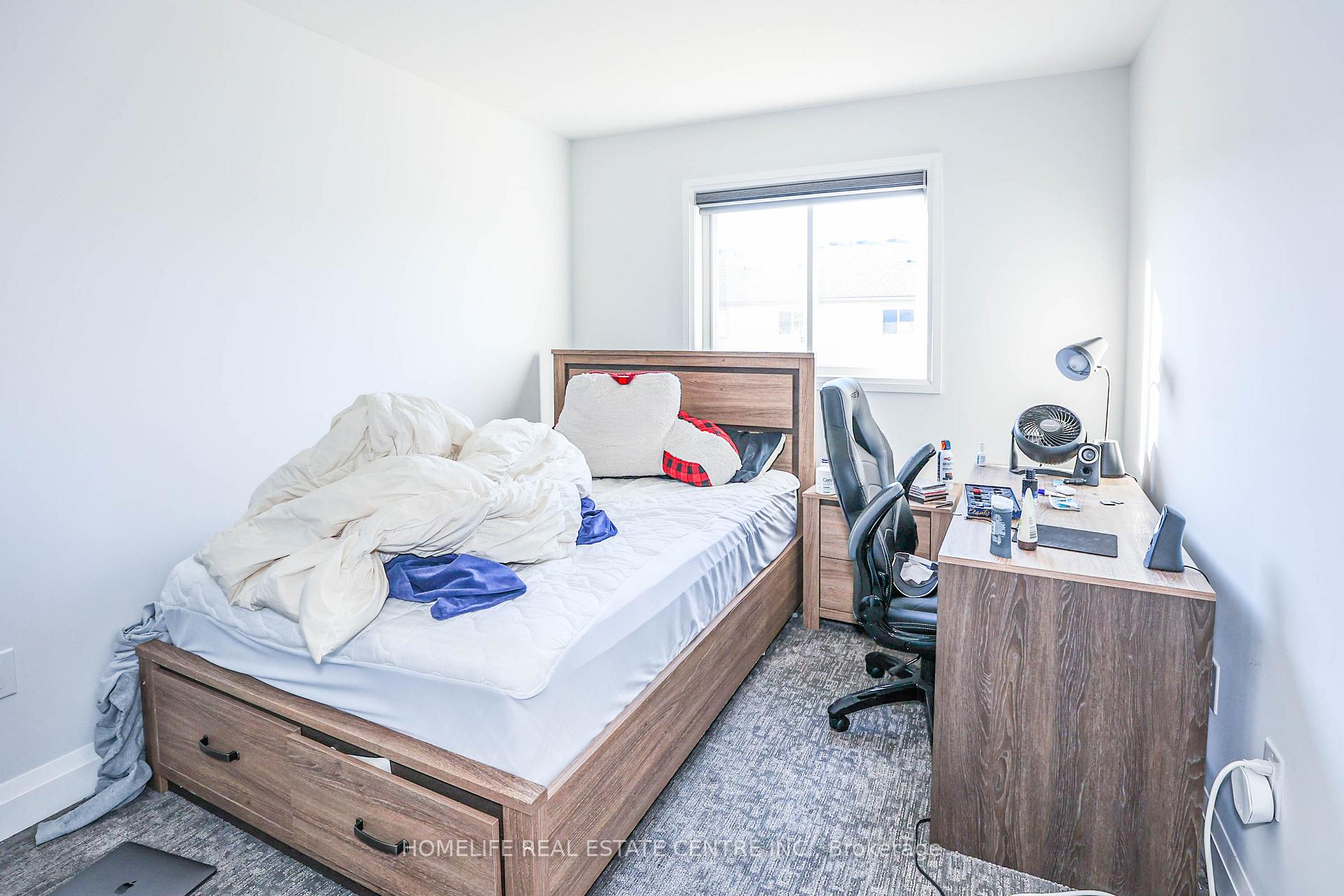 Photo 15 of 30 Bur Oak Drive, Thorold, Confederation Heights — HOMEH
