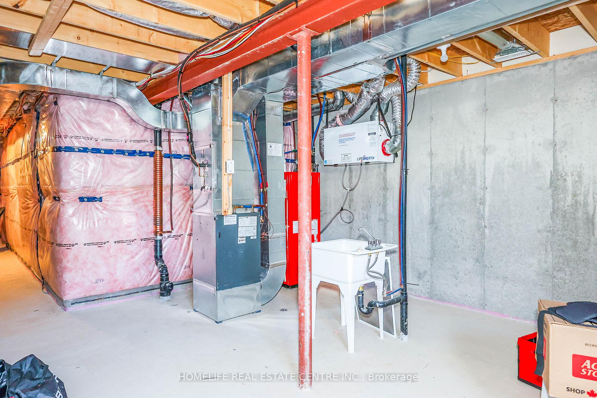 Photo 27 of 30 Bur Oak Drive, Thorold, Confederation Heights — HOMEH