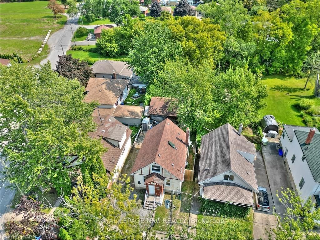 Photo 12 of 114 Welland Street N, Thorold, Thorold Downtown — HOMEH