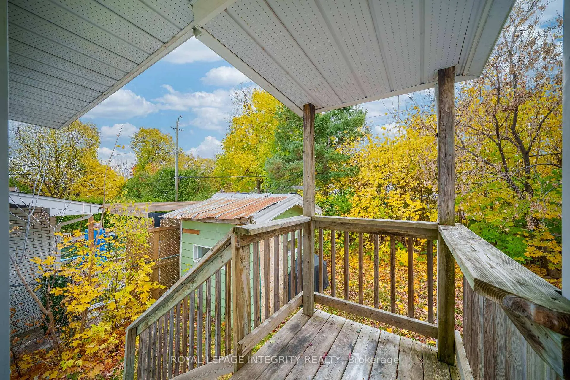 Photo 39 of Unit A, 1896 Featherston Drive, Ottawa, Guildwood Estates - Urbandale Acres — HOMEH