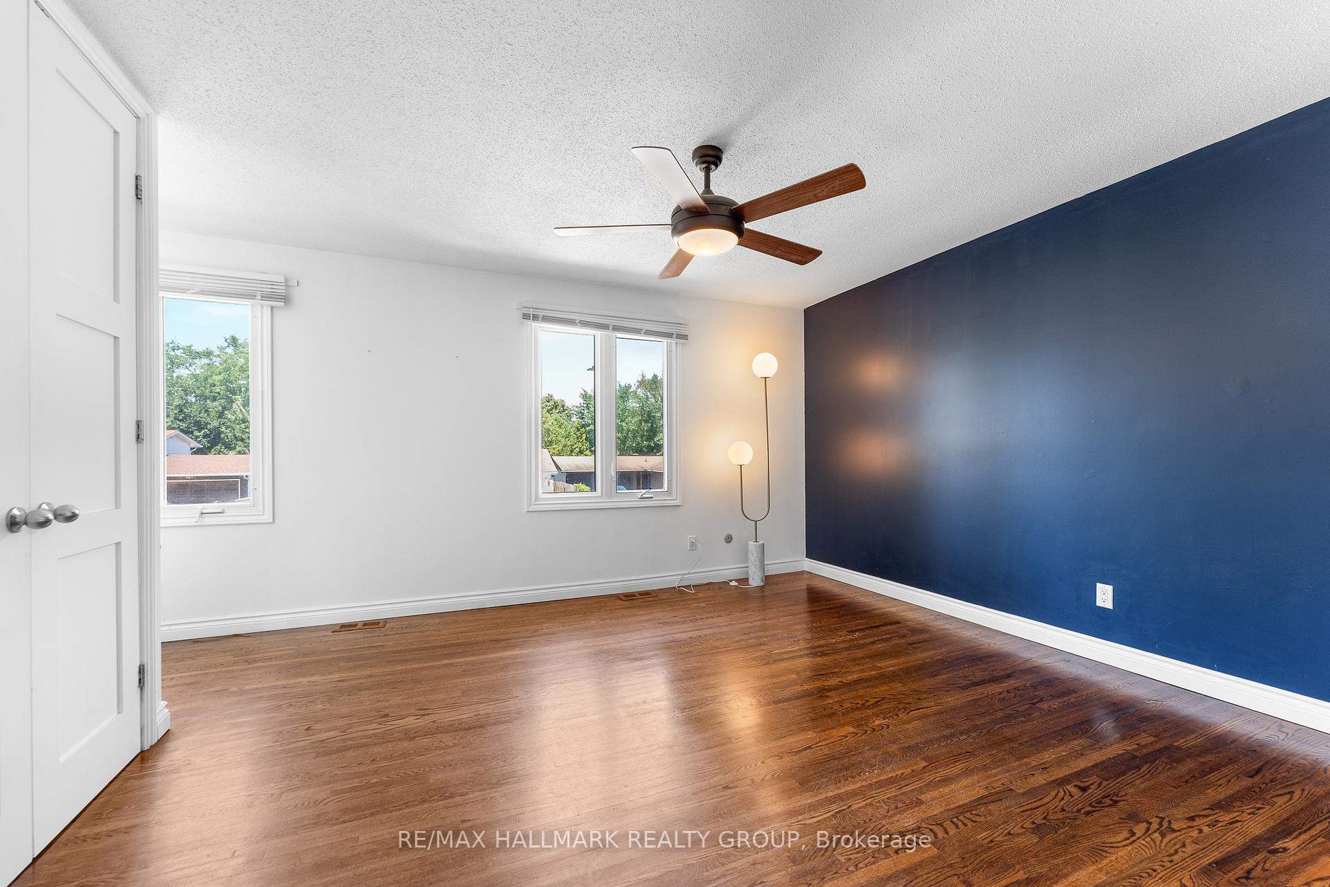 Photo 21 of 2018 Woodglen Crescent, Ottawa, Beacon Hill North — HOMEH