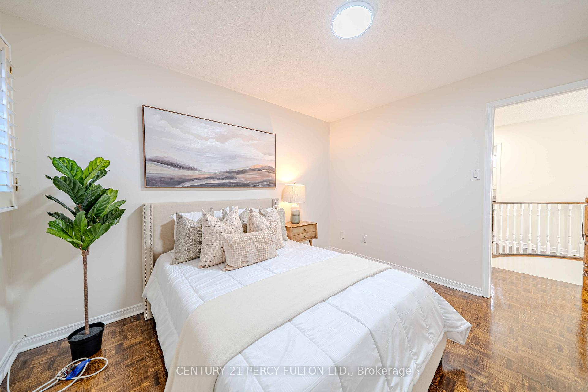 Photo 25 of 45 Oak Knolls Crescent, Scarborough, Rouge — HOMEH