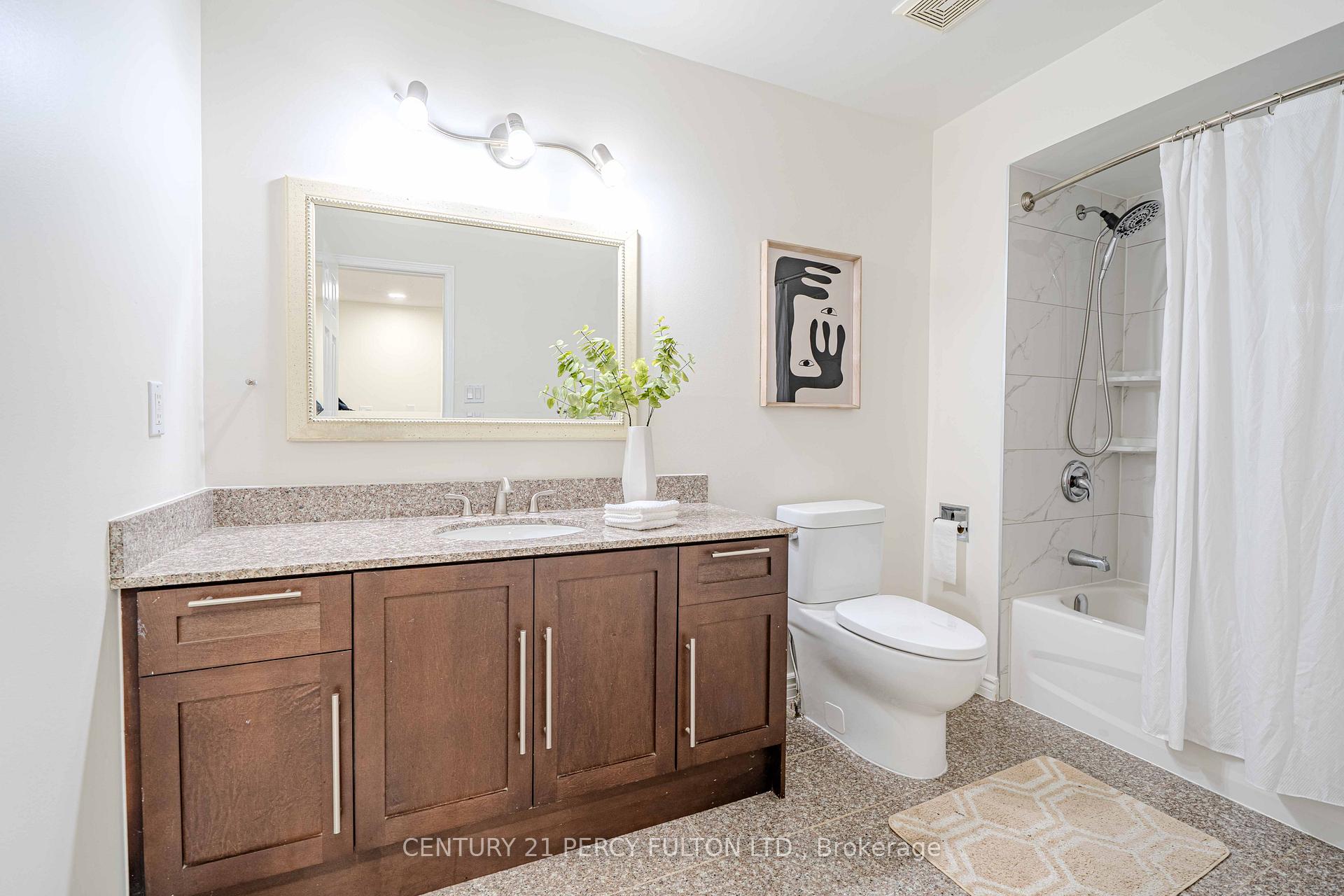 Photo 26 of 45 Oak Knolls Crescent, Scarborough, Rouge — HOMEH