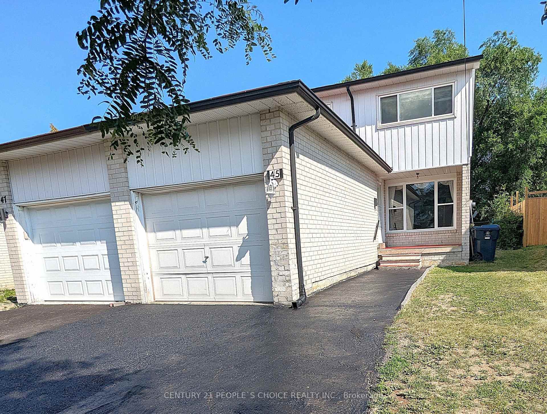 Front of 45 Whiteleas Avenue