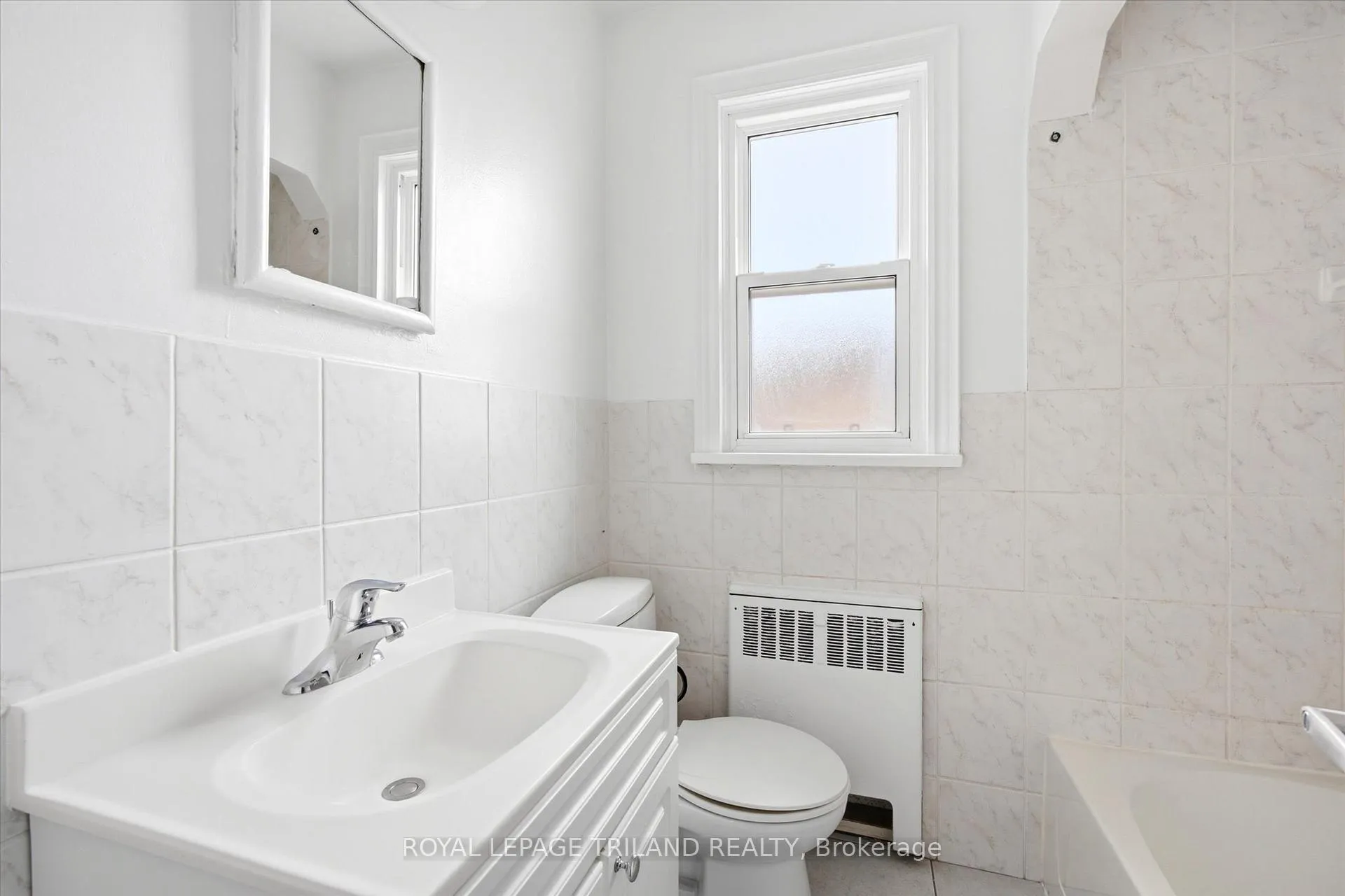 Photo 13 of Unit 6, 310 Speedvale Avenue E, Guelph, Riverside Park — HOMEH