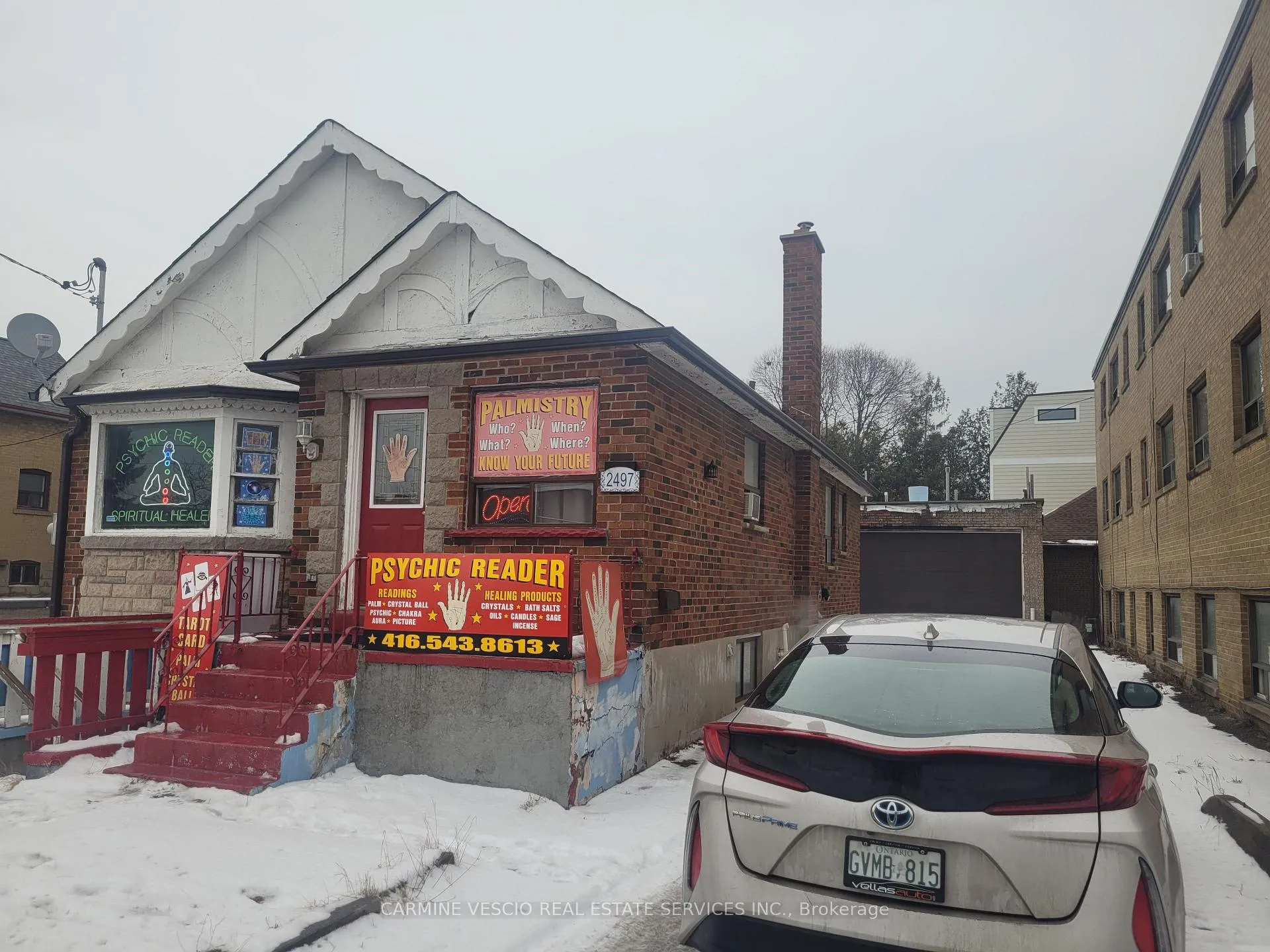 Front of 2497 Dufferin Street