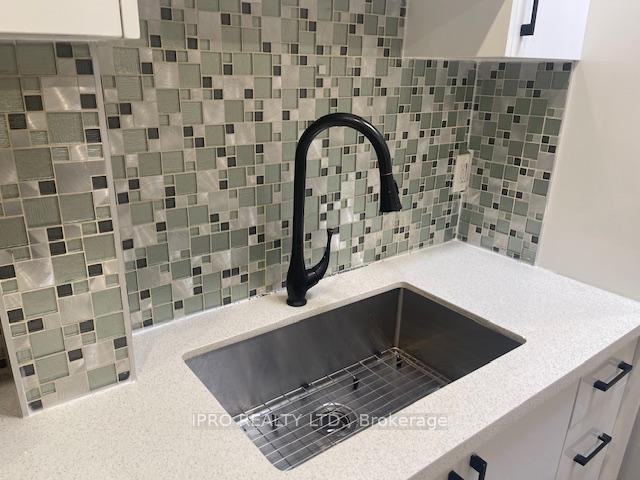 Photo 4 of Unit Apt 3, 442 Queen Street W, Toronto, Kensington-Chinatown — HOMEH