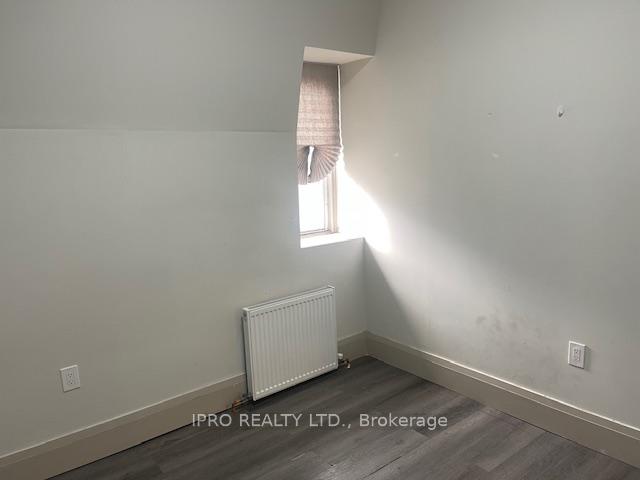 Photo 6 of Unit Apt 3, 442 Queen Street W, Toronto, Kensington-Chinatown — HOMEH