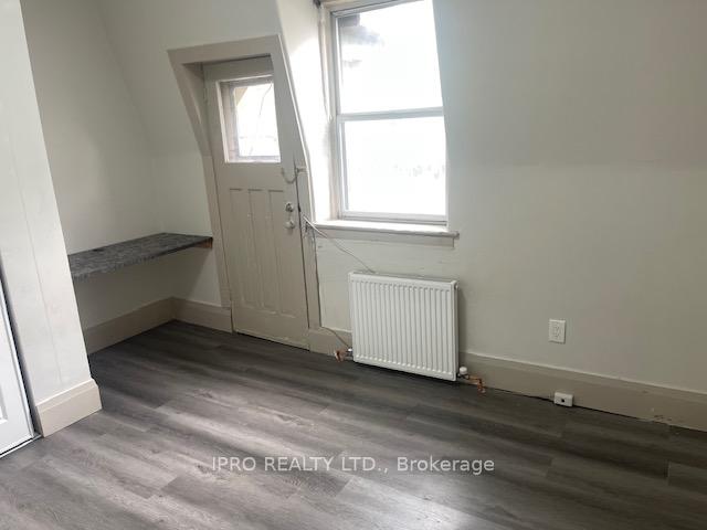 Photo 11 of Unit Apt 3, 442 Queen Street W, Toronto, Kensington-Chinatown — HOMEH