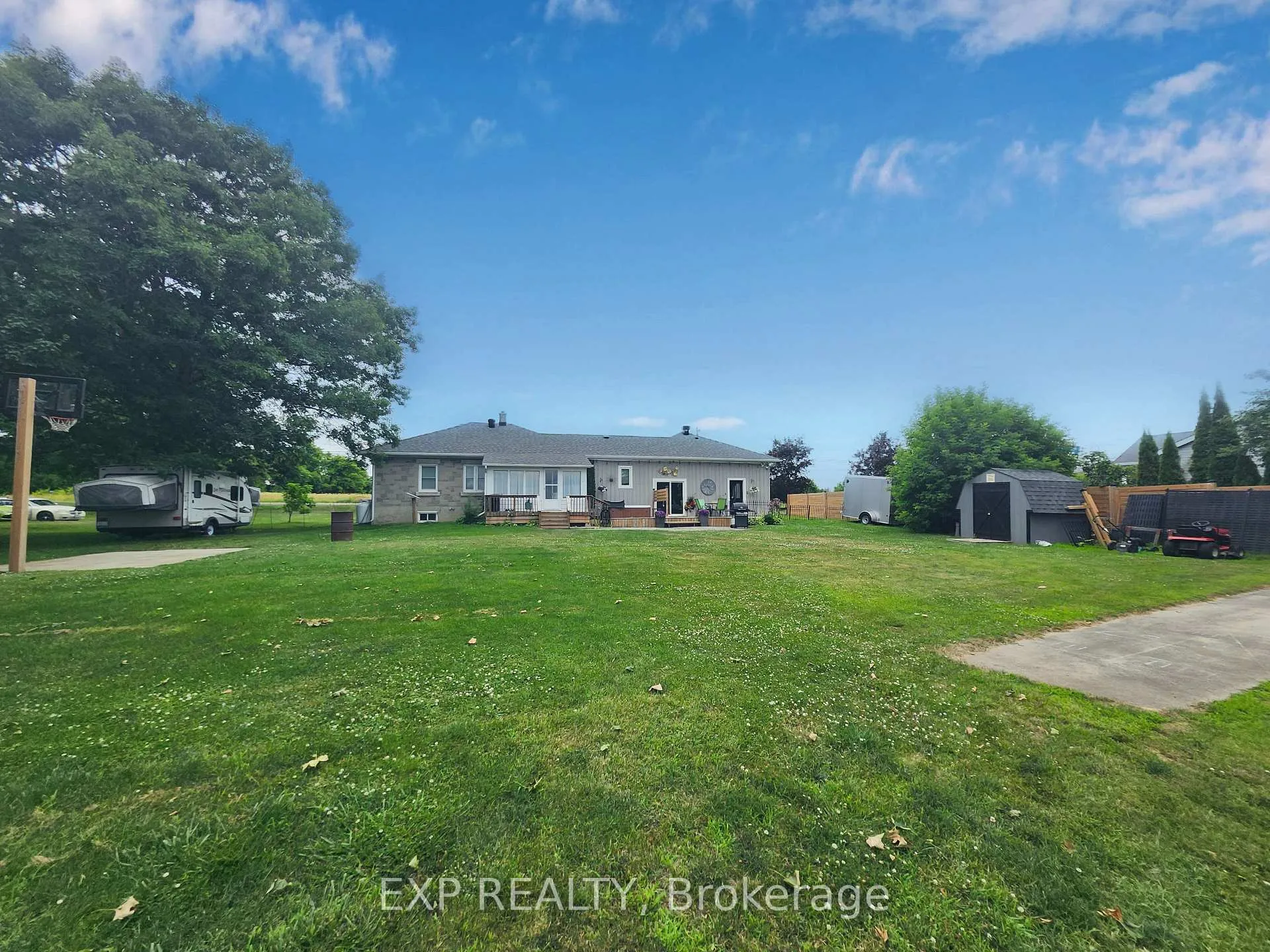 Photo 5 of 1433 County Rd 2, Augusta, Augusta Twp — HOMEH