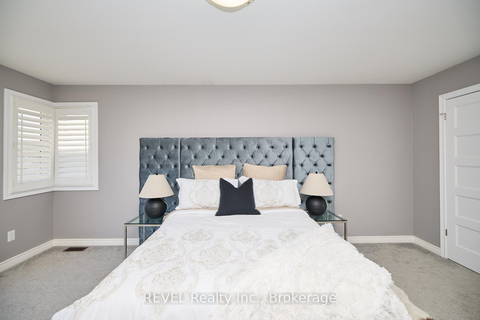 Photo 19 of 43 Homestead Way, Thorold, Rolling Meadows — HOMEH