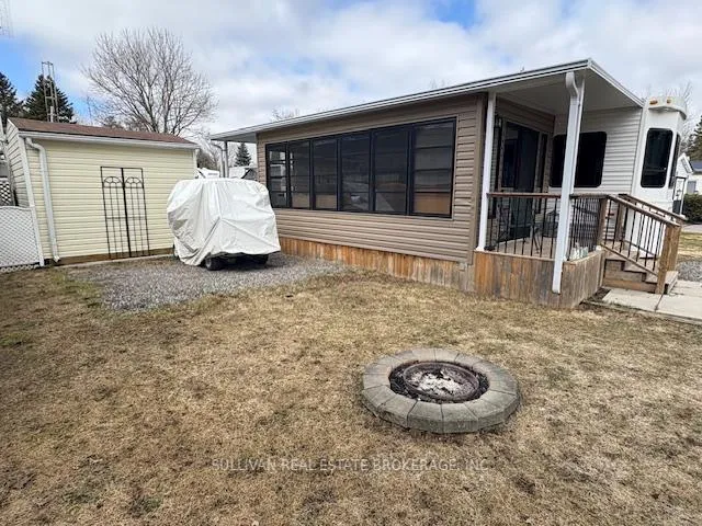 Photo 4 of 2071 Friendly Boulevard, Centre Wellington, Rural Centre Wellington East — HOMEH