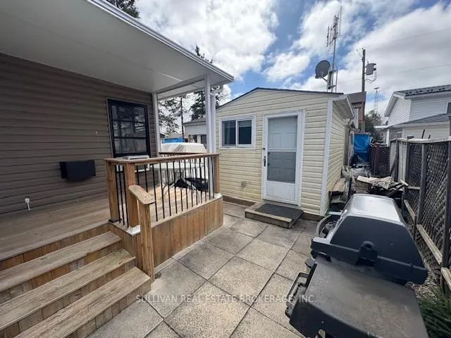 Photo 5 of 2071 Friendly Boulevard, Centre Wellington, Rural Centre Wellington East — HOMEH