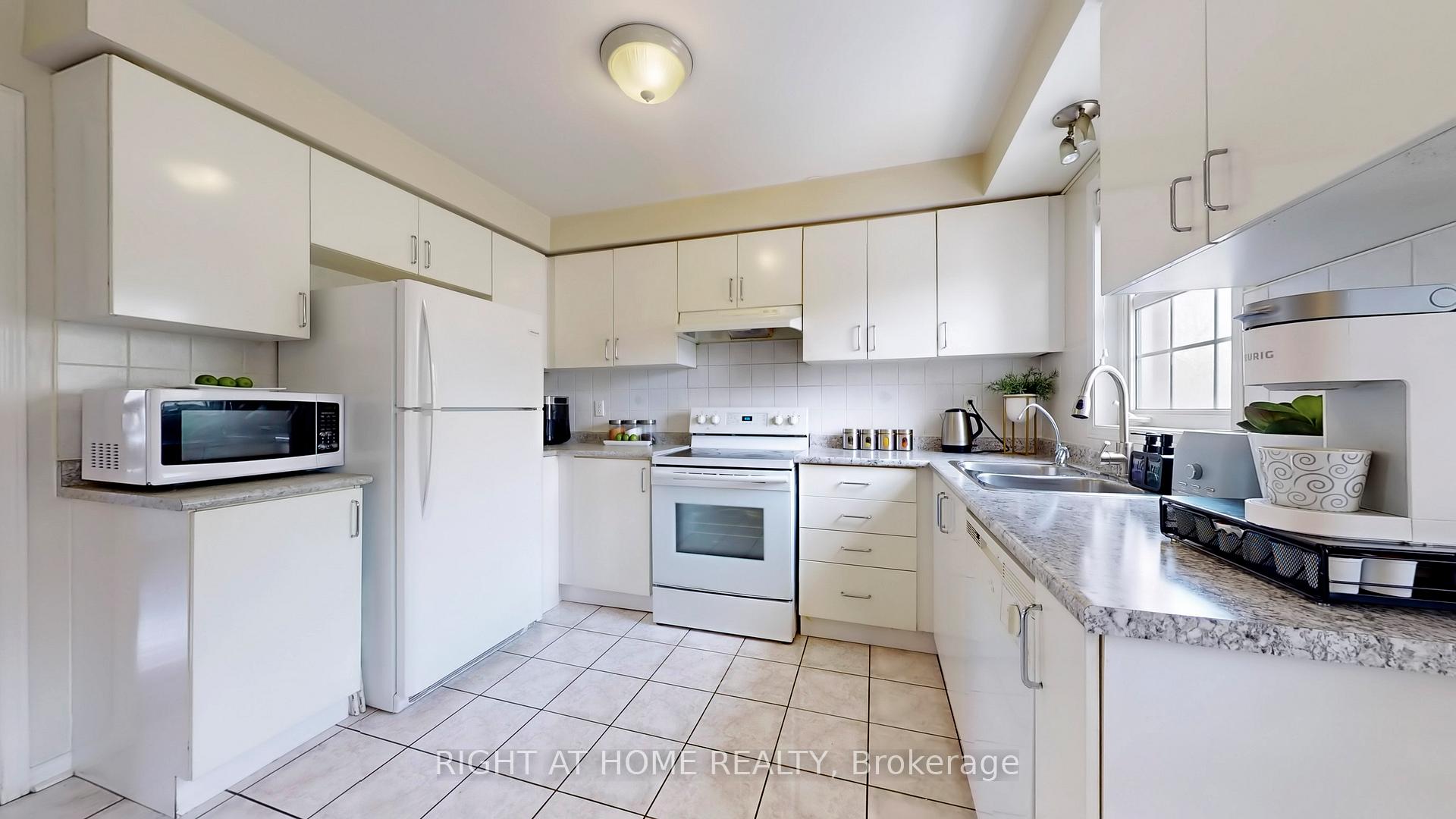Photo 11 of 46 Huxtable Lane, Scarborough, Rouge — HOMEH