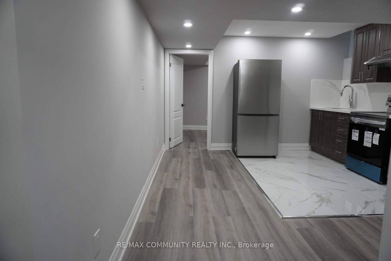 Photo 5 of 26 Bobcat Terrace, Scarborough, Rouge — HOMEH