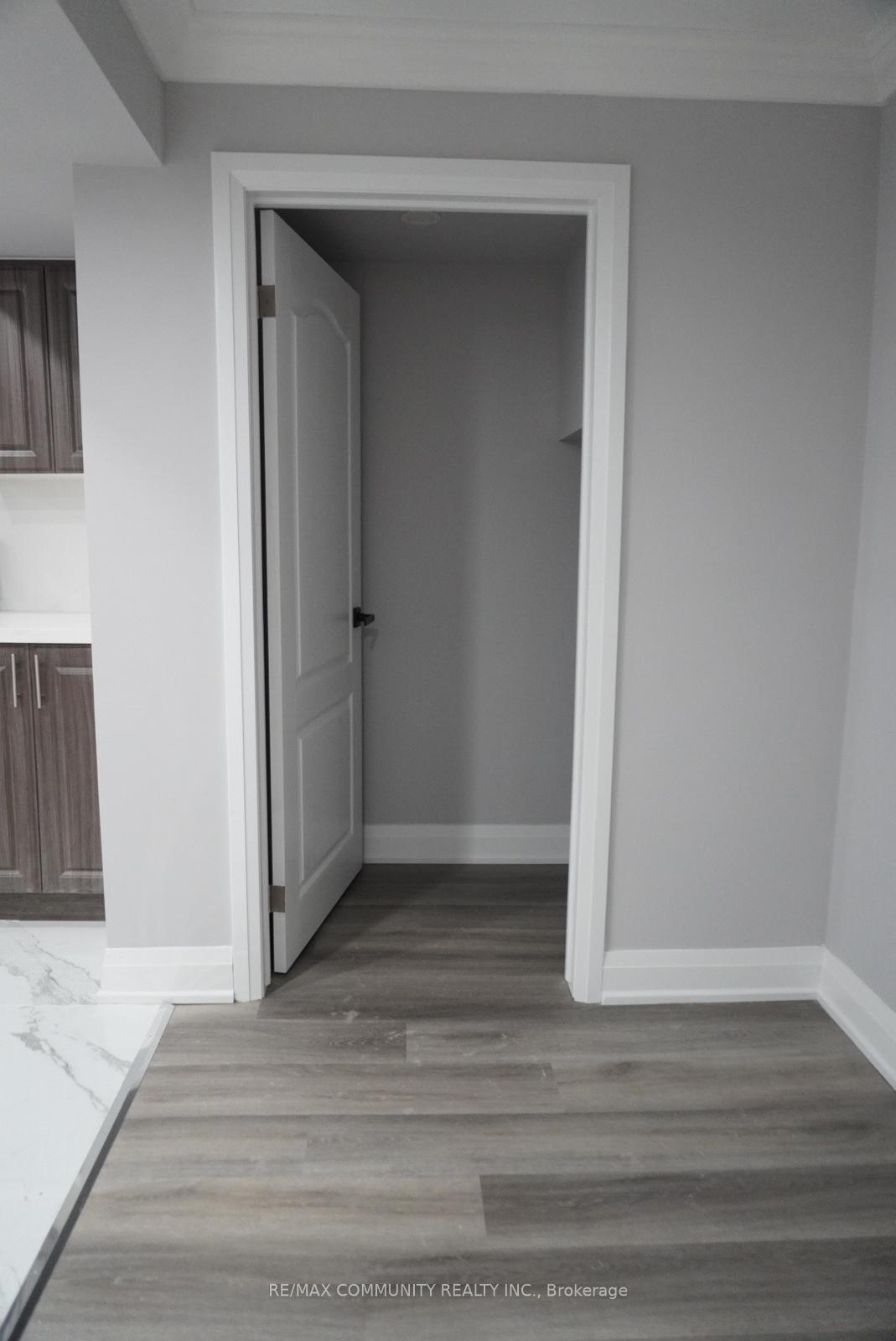 Photo 8 of 26 Bobcat Terrace, Scarborough, Rouge — HOMEH