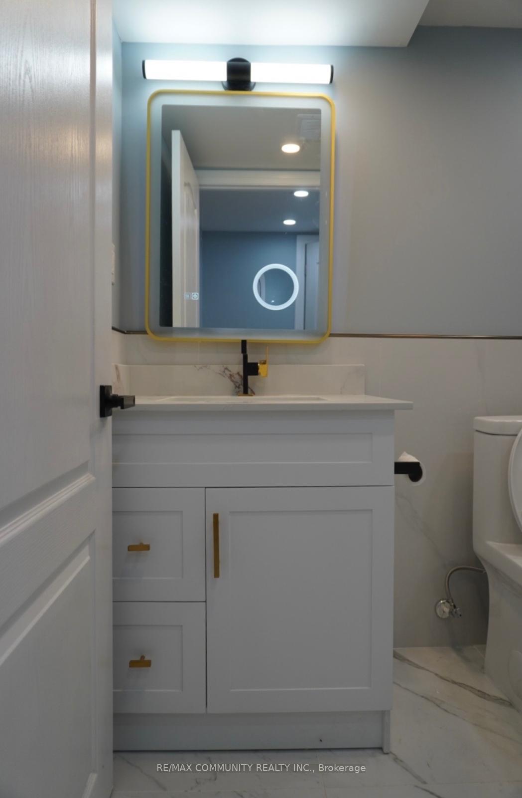 Photo 12 of 26 Bobcat Terrace, Scarborough, Rouge — HOMEH