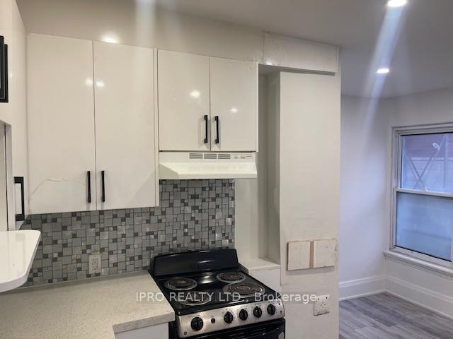 Photo 4 of Unit Apt 1, 442 Queen Street W, Toronto, Kensington-Chinatown — HOMEH