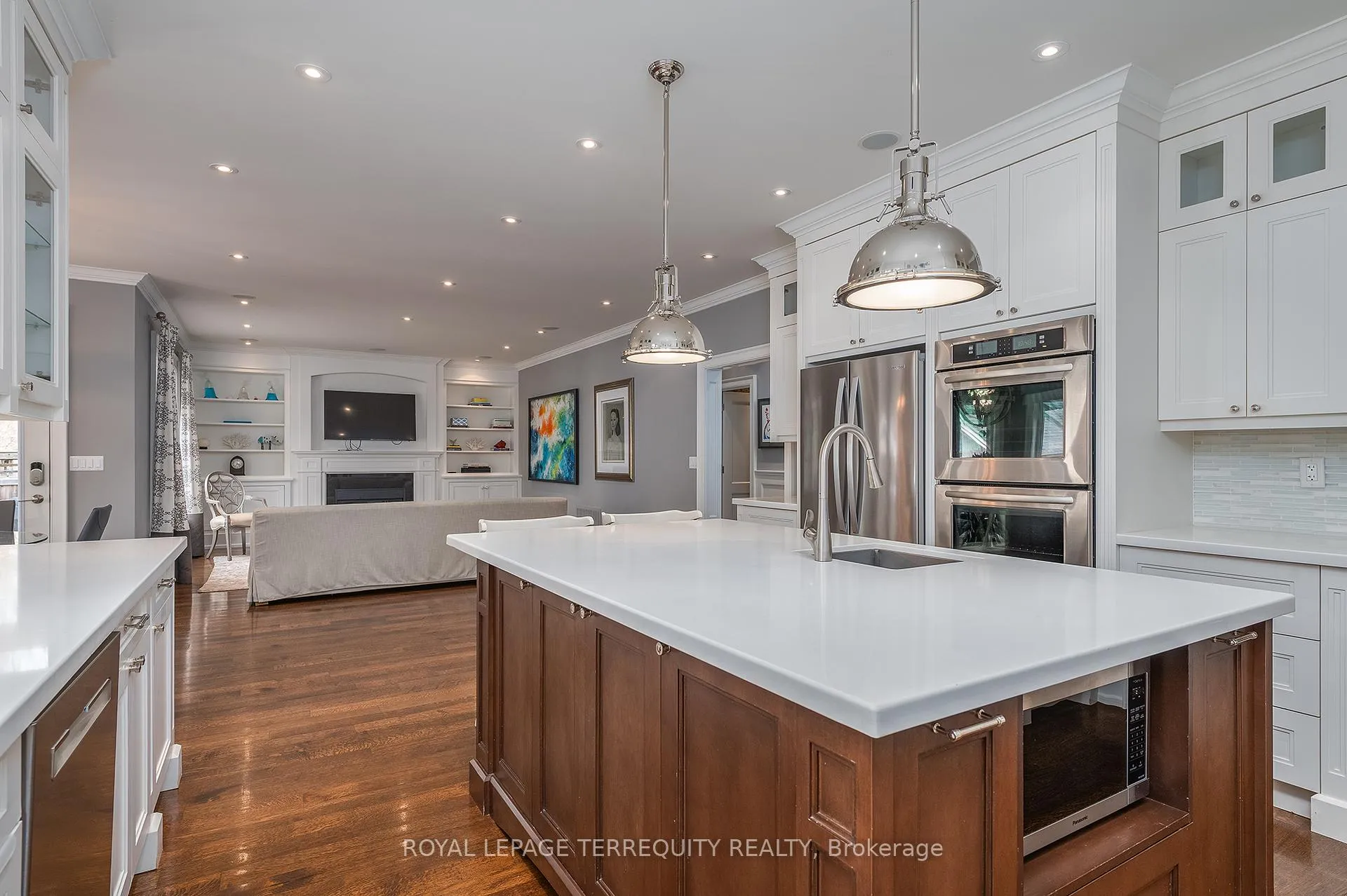 Photo 14 of 72 Eagle Road, Etobicoke, Stonegate-Queensway — HOMEH