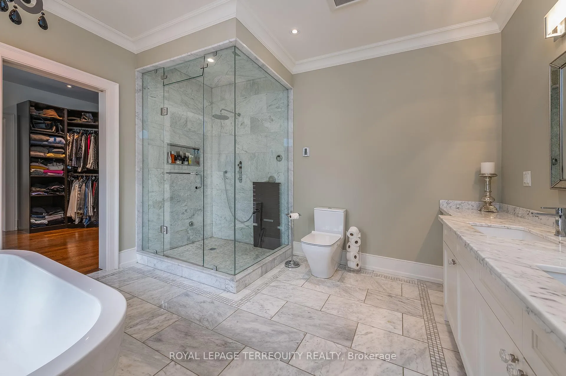 Photo 26 of 72 Eagle Road, Etobicoke, Stonegate-Queensway — HOMEH