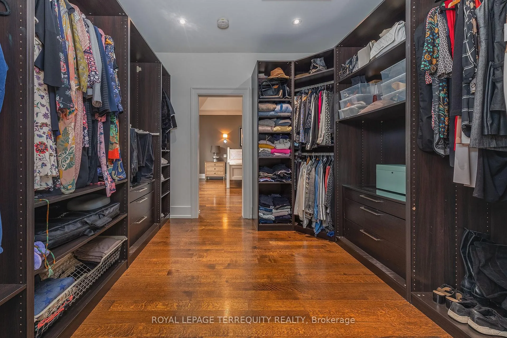Photo 27 of 72 Eagle Road, Etobicoke, Stonegate-Queensway — HOMEH