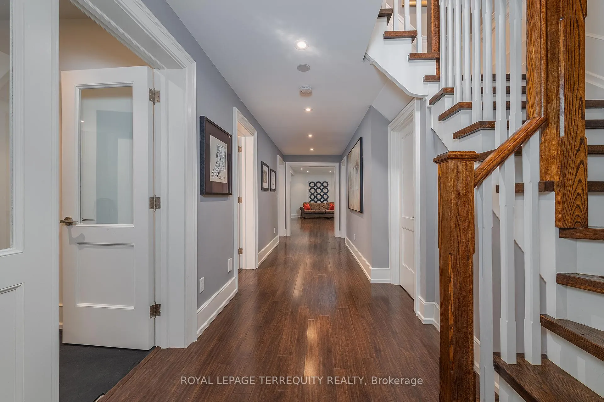 Photo 35 of 72 Eagle Road, Etobicoke, Stonegate-Queensway — HOMEH