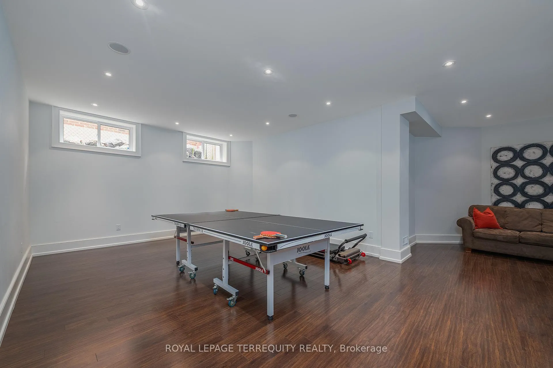 Photo 37 of 72 Eagle Road, Etobicoke, Stonegate-Queensway — HOMEH