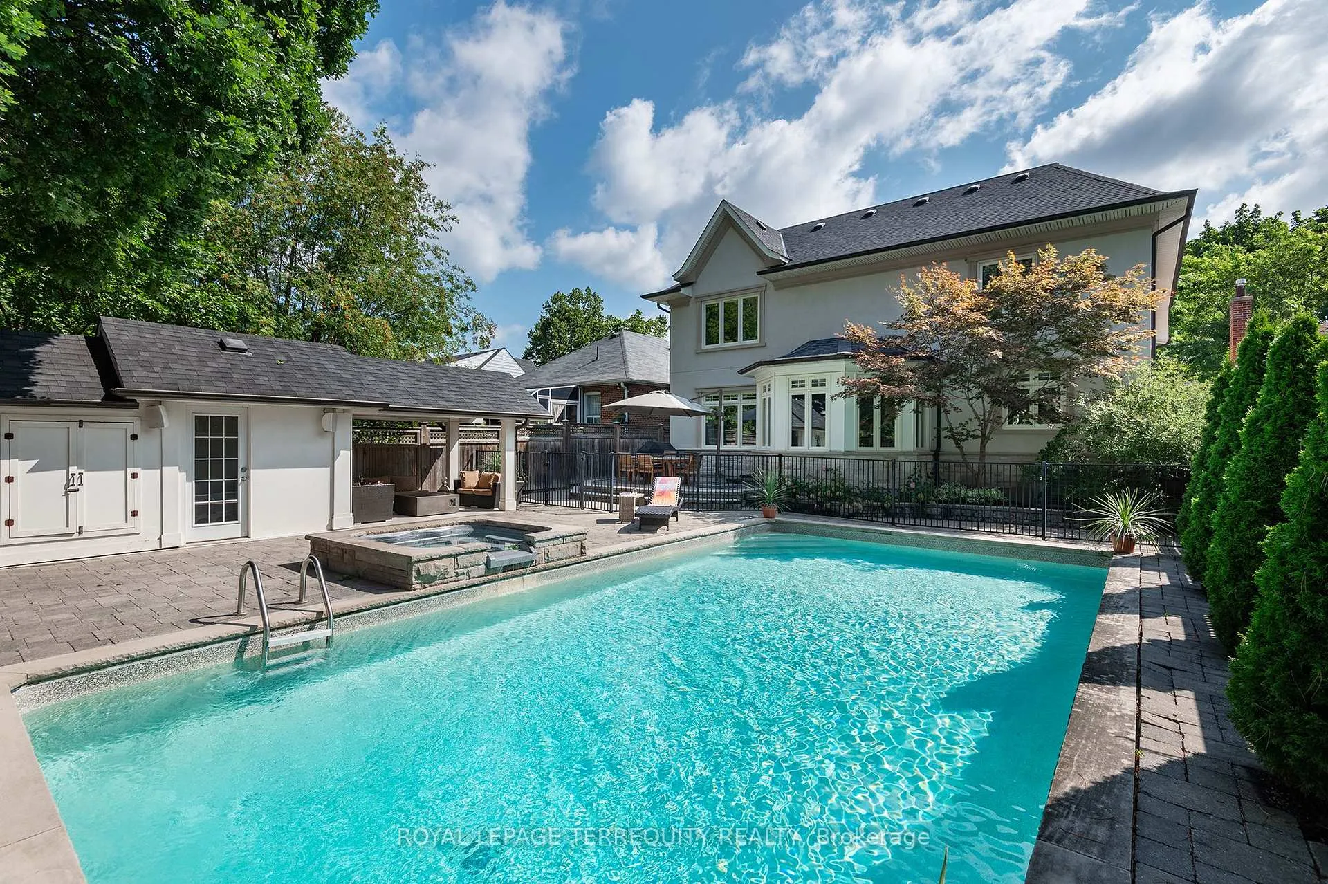 Photo 45 of 72 Eagle Road, Etobicoke, Stonegate-Queensway — HOMEH