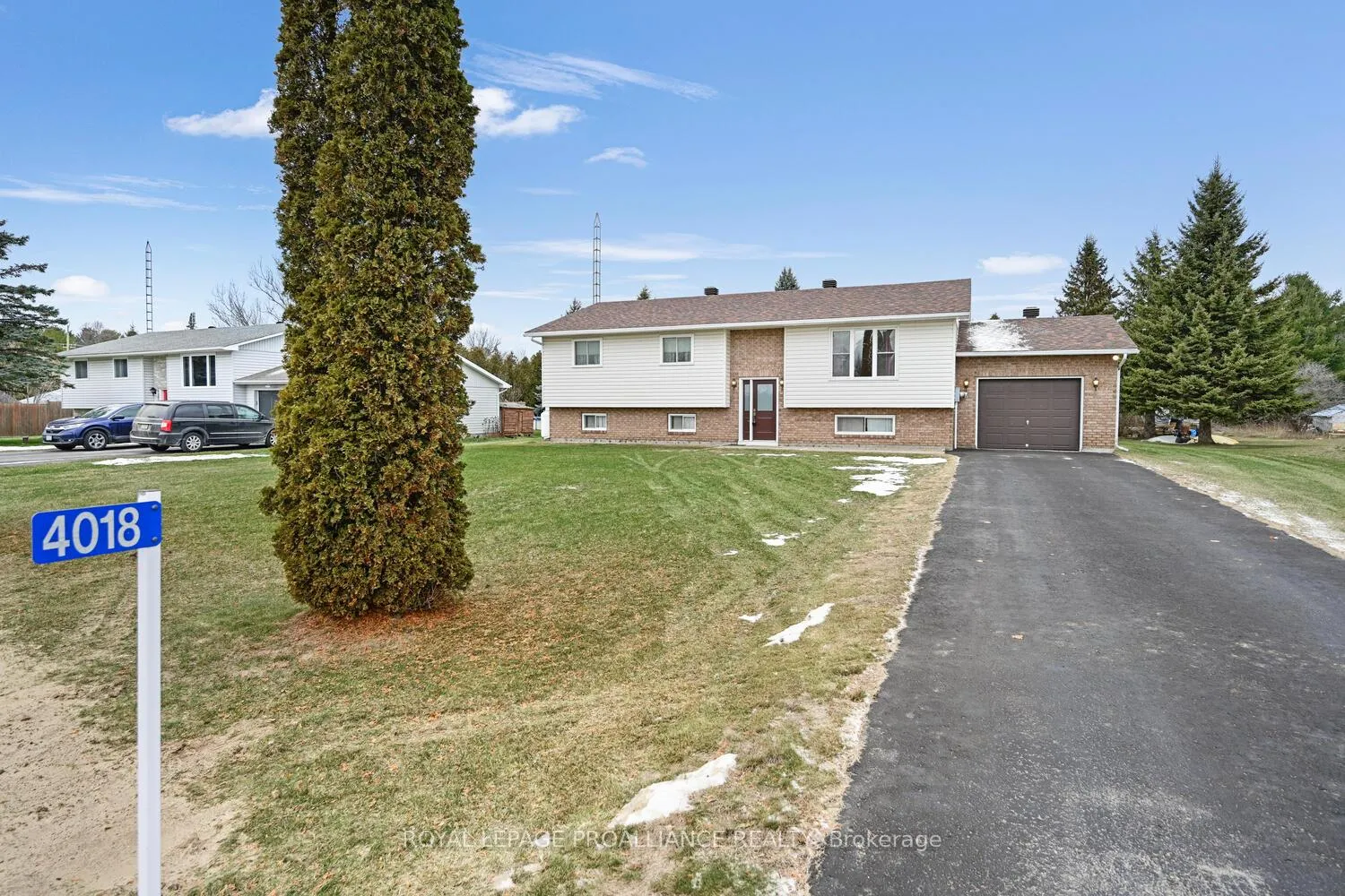 Photo 3 of 4018 Glen Smail Road, Augusta, Augusta Twp — HOMEH
