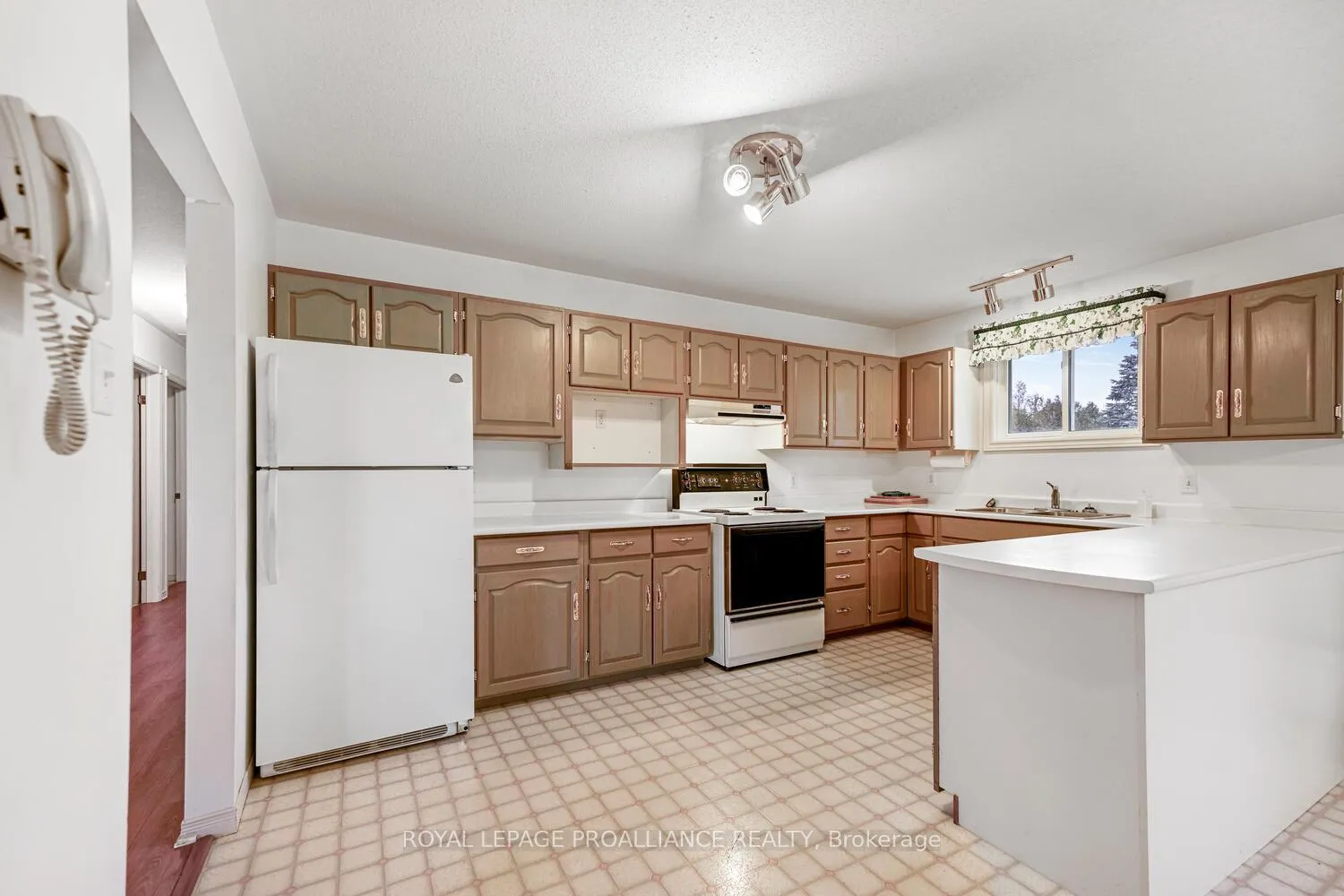 Photo 31 of 4018 Glen Smail Road, Augusta, Augusta Twp — HOMEH