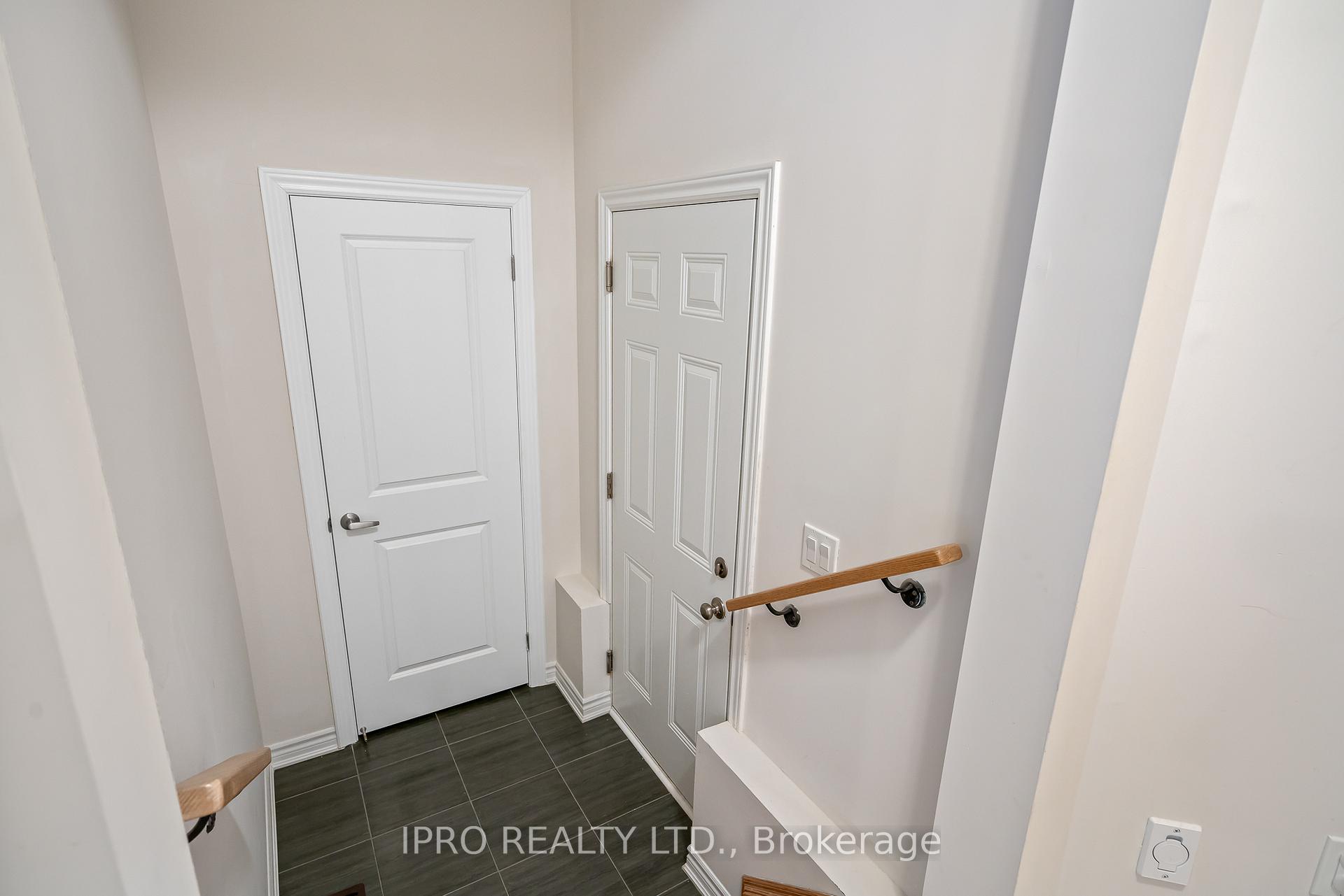 Photo 4 of 5 Sapphire Way, Thorold, Rolling Meadows — HOMEH
