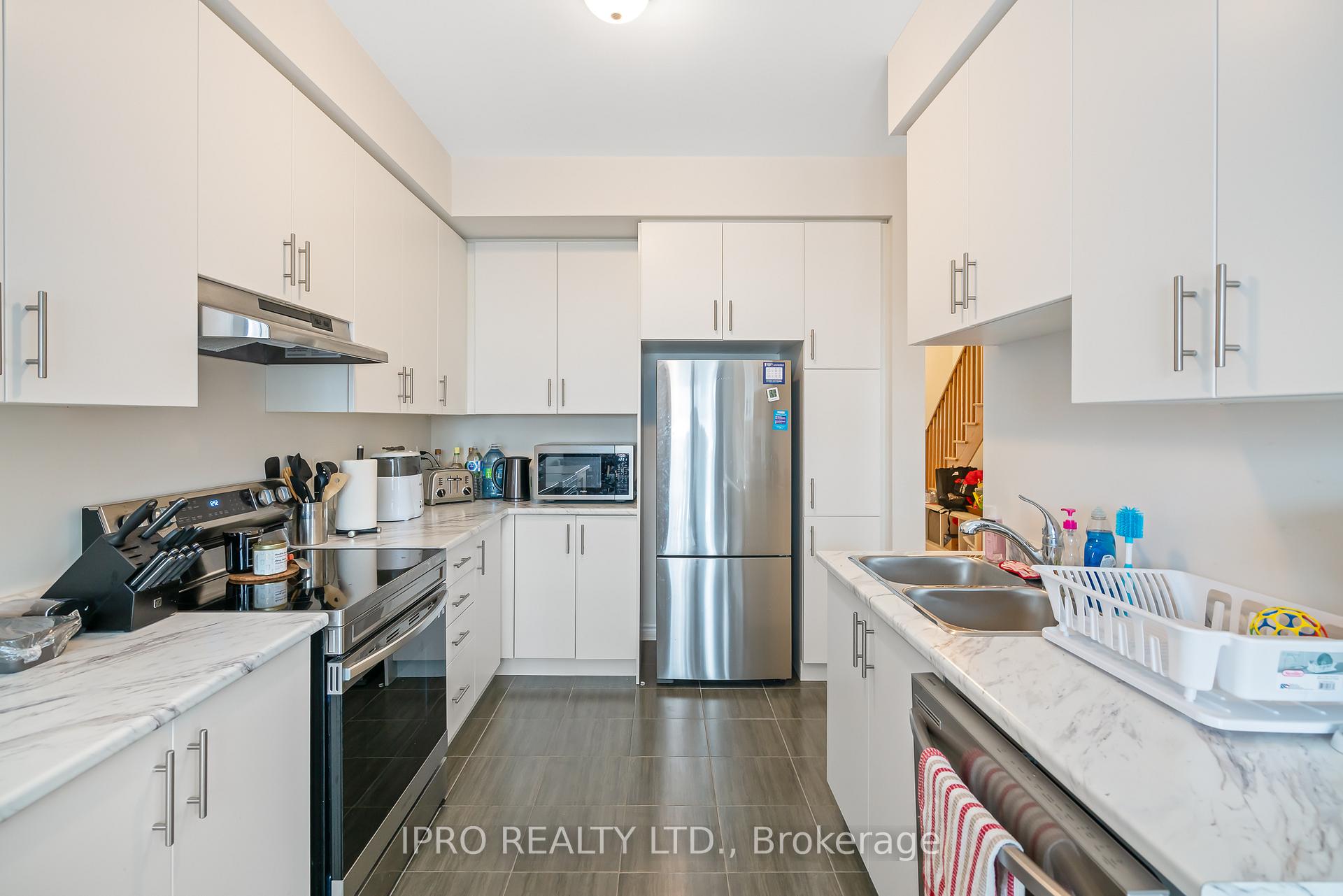 Photo 7 of 5 Sapphire Way, Thorold, Rolling Meadows — HOMEH