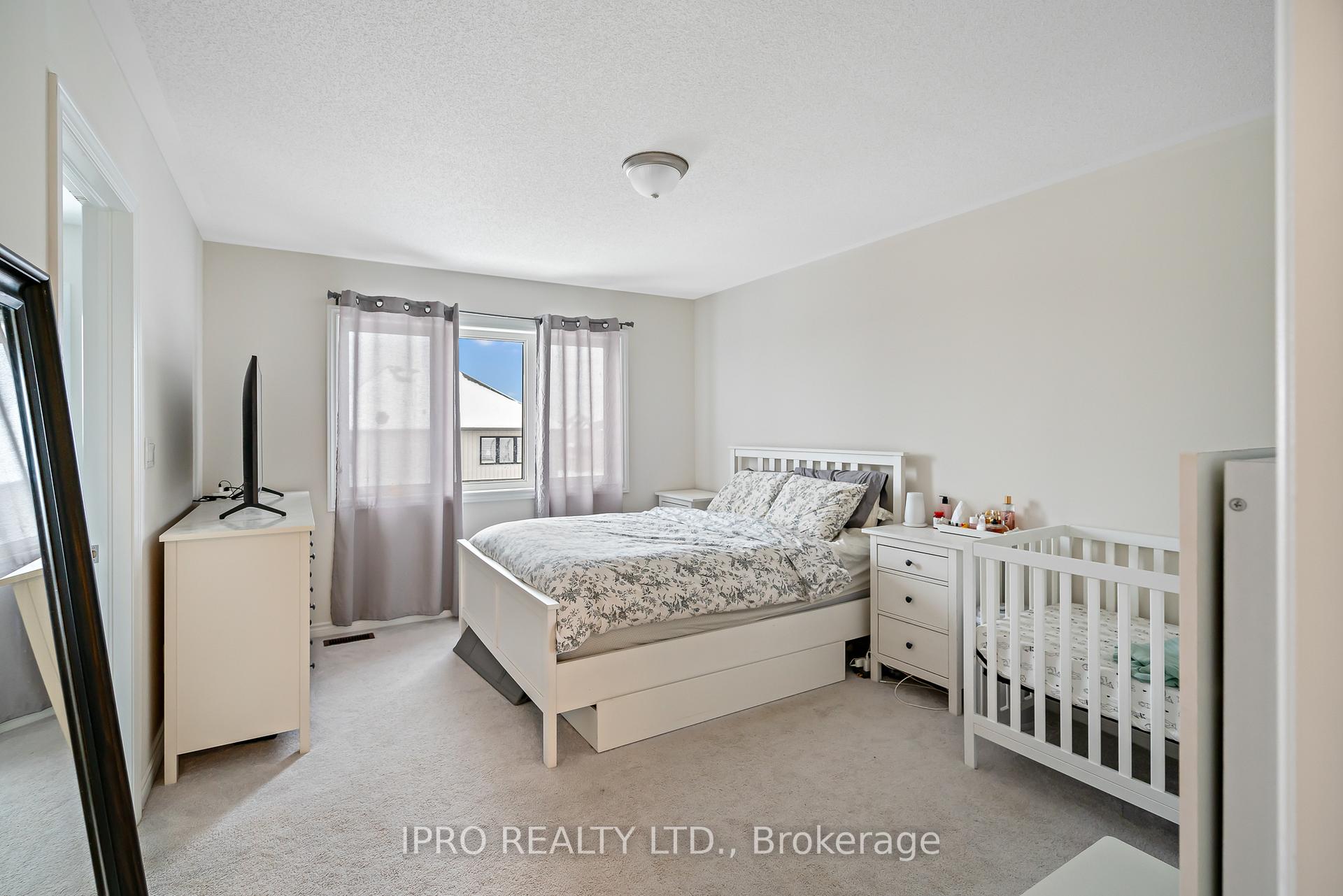 Photo 11 of 5 Sapphire Way, Thorold, Rolling Meadows — HOMEH