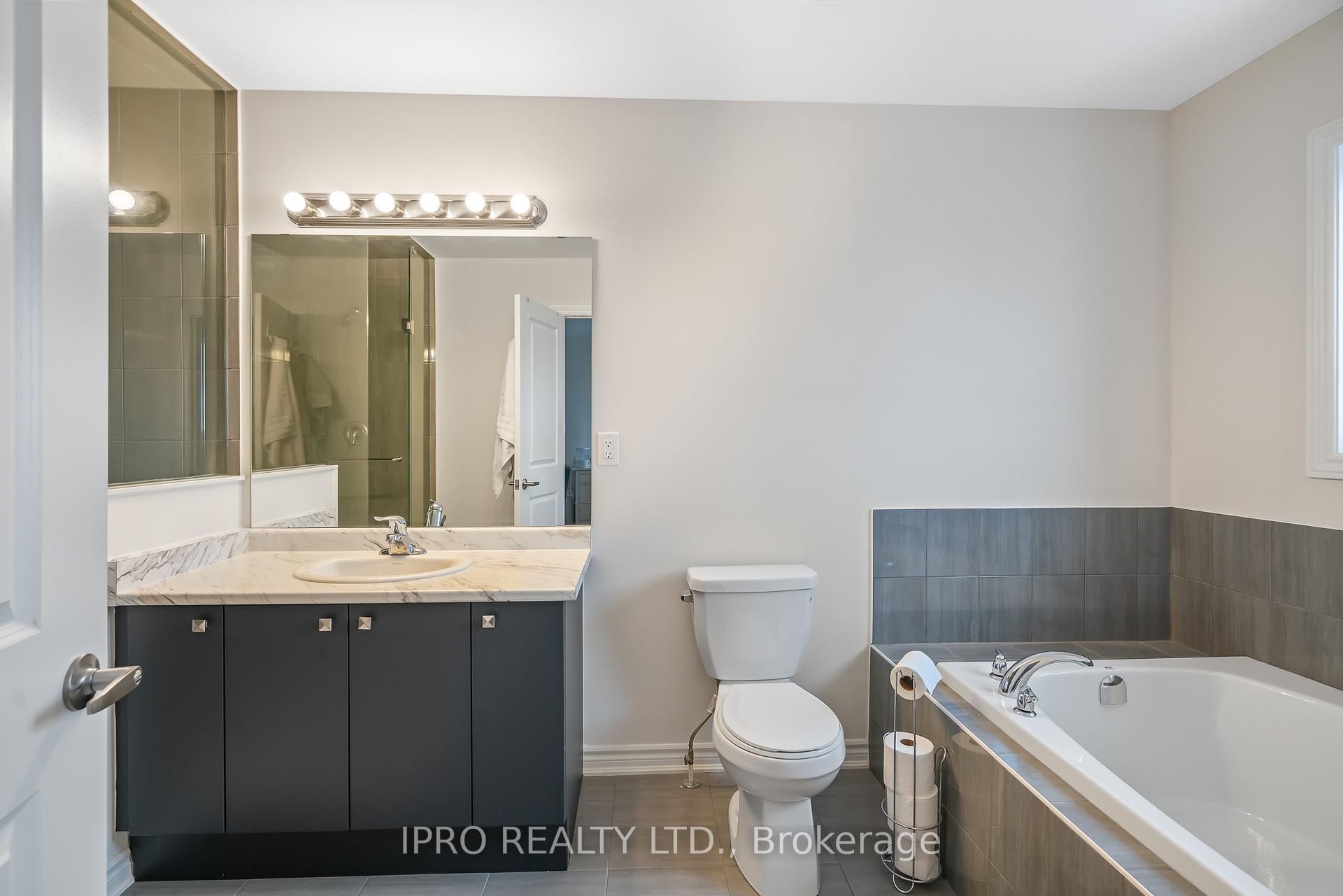Photo 12 of 5 Sapphire Way, Thorold, Rolling Meadows — HOMEH