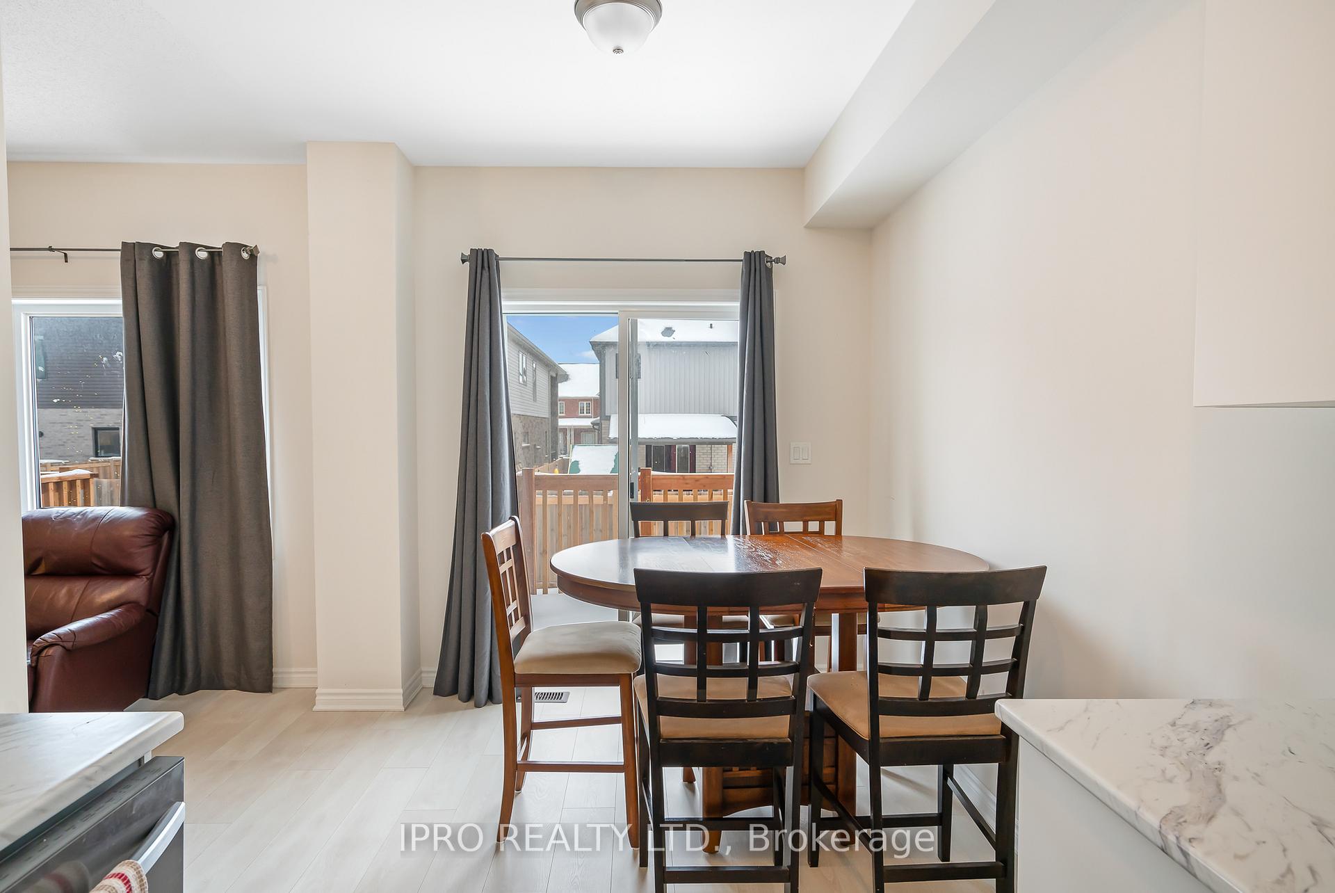 Photo 19 of 5 Sapphire Way, Thorold, Rolling Meadows — HOMEH