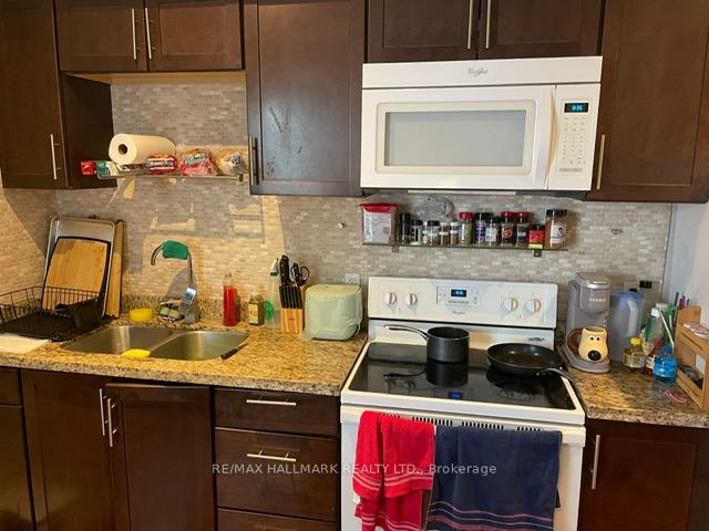 Photo 4 of Unit 2nd Floor, 176 Lippincott Street, Toronto, University — HOMEH